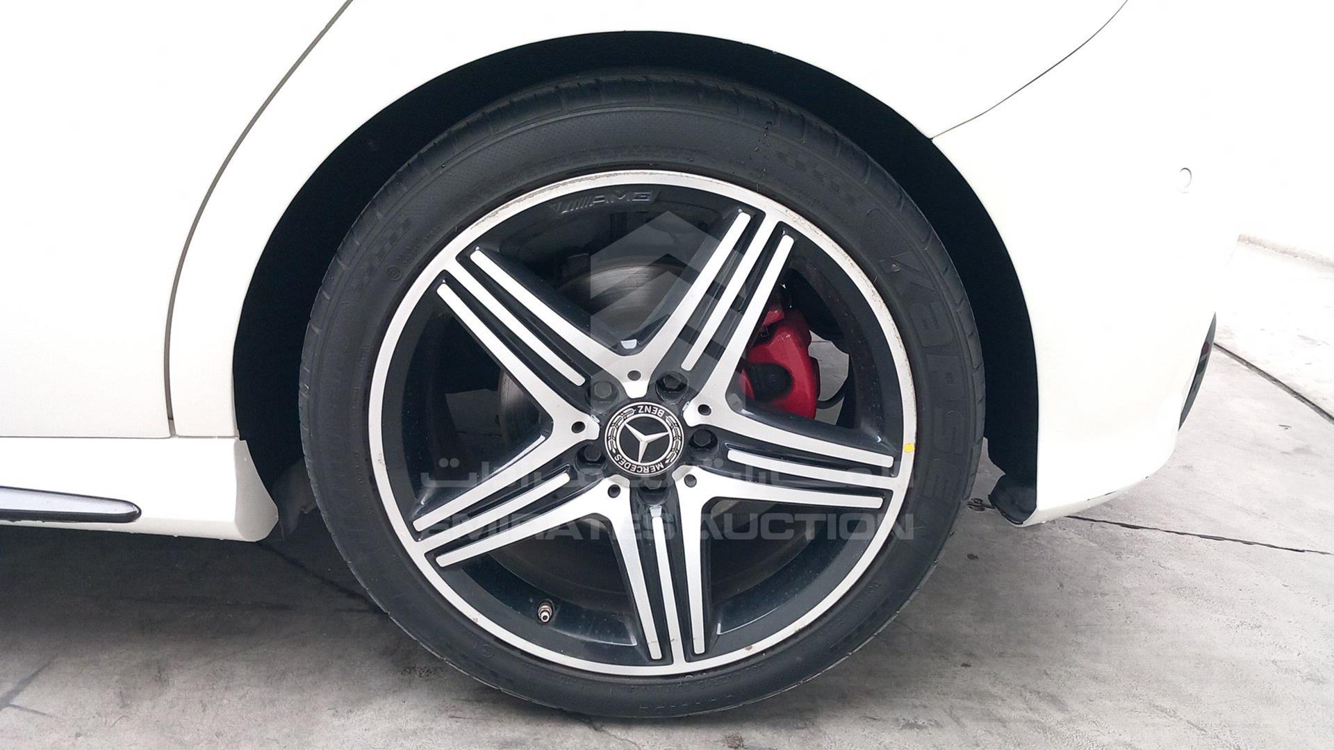 2018 MERCEDES A 250 VIN: WDDBF4EB4JJ702848