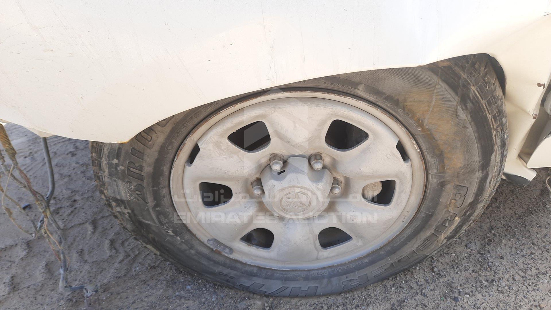 2011 TOYOTA HILUX VIN: MR0FX22G0B1326567