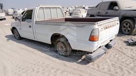2000 Isuzu KB — Rear Left Angle — Photo 6 — Thumbnail