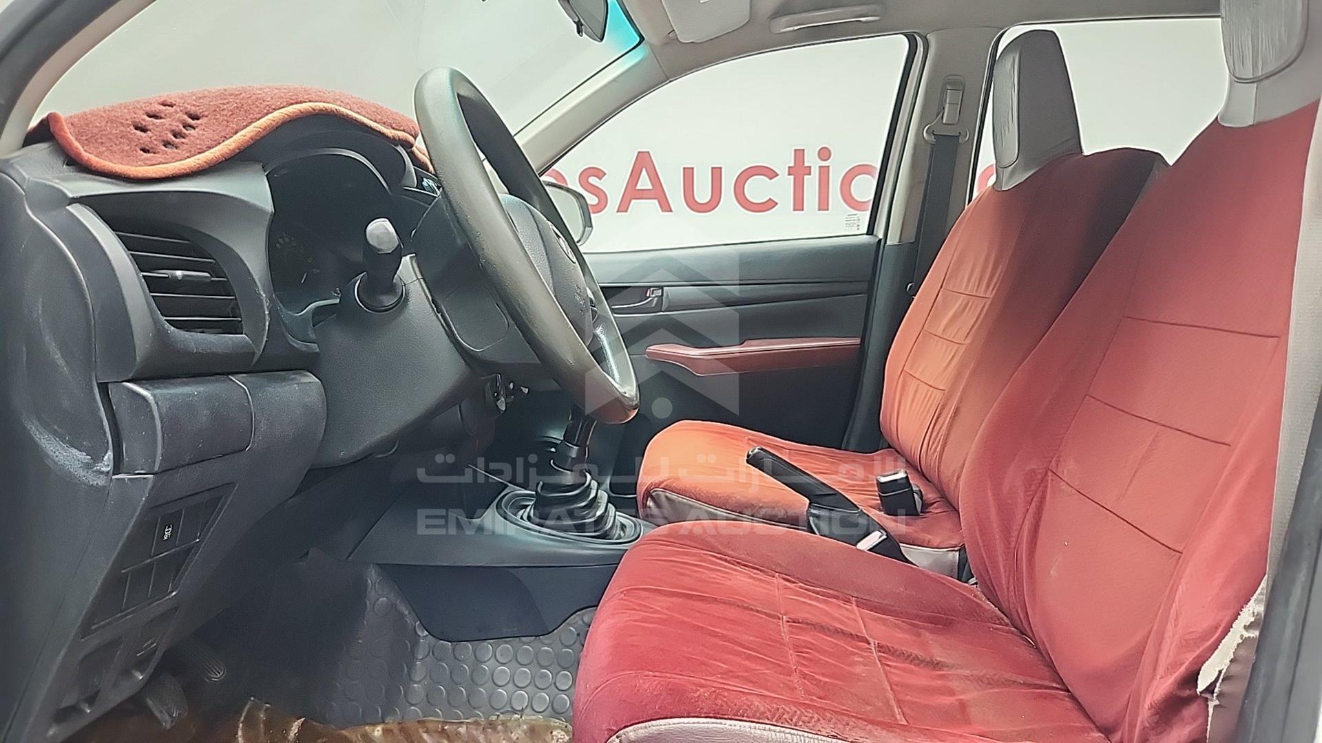 2017 TOYOTA HILUX VIN: MR0CX8CD6H0541749