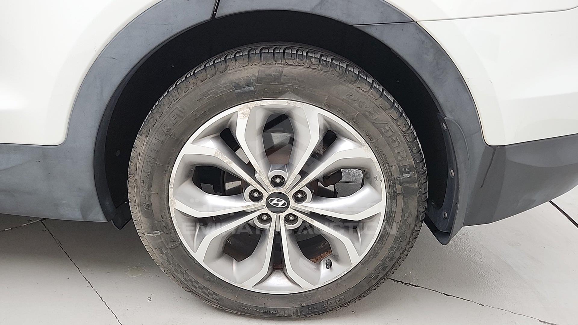 2016 HYUNDAI SANTA FE VIN: KMHSU81E7GU467114