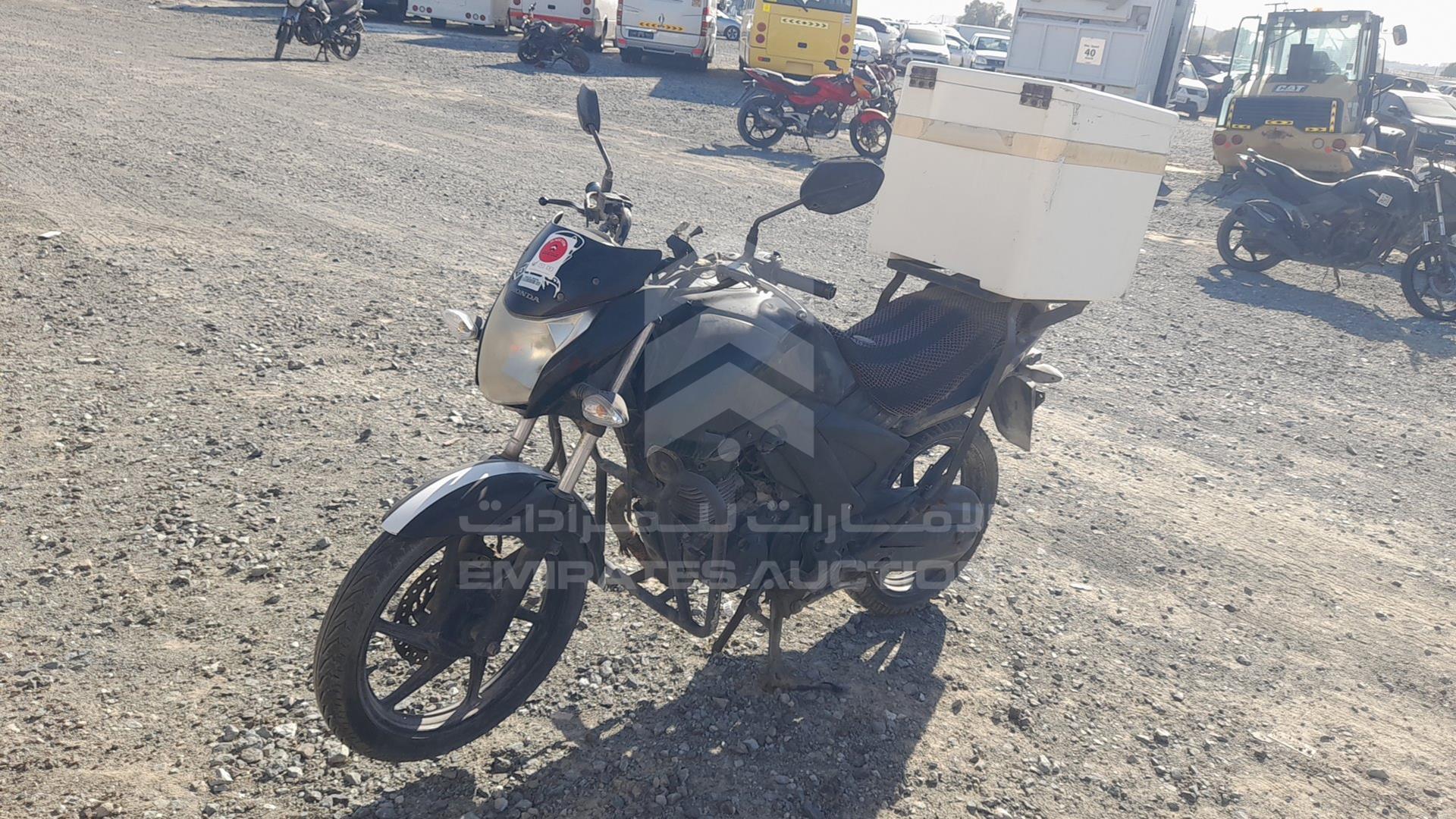 2016 HONDA UNICORN 160 VIN: ME4KC203668001983