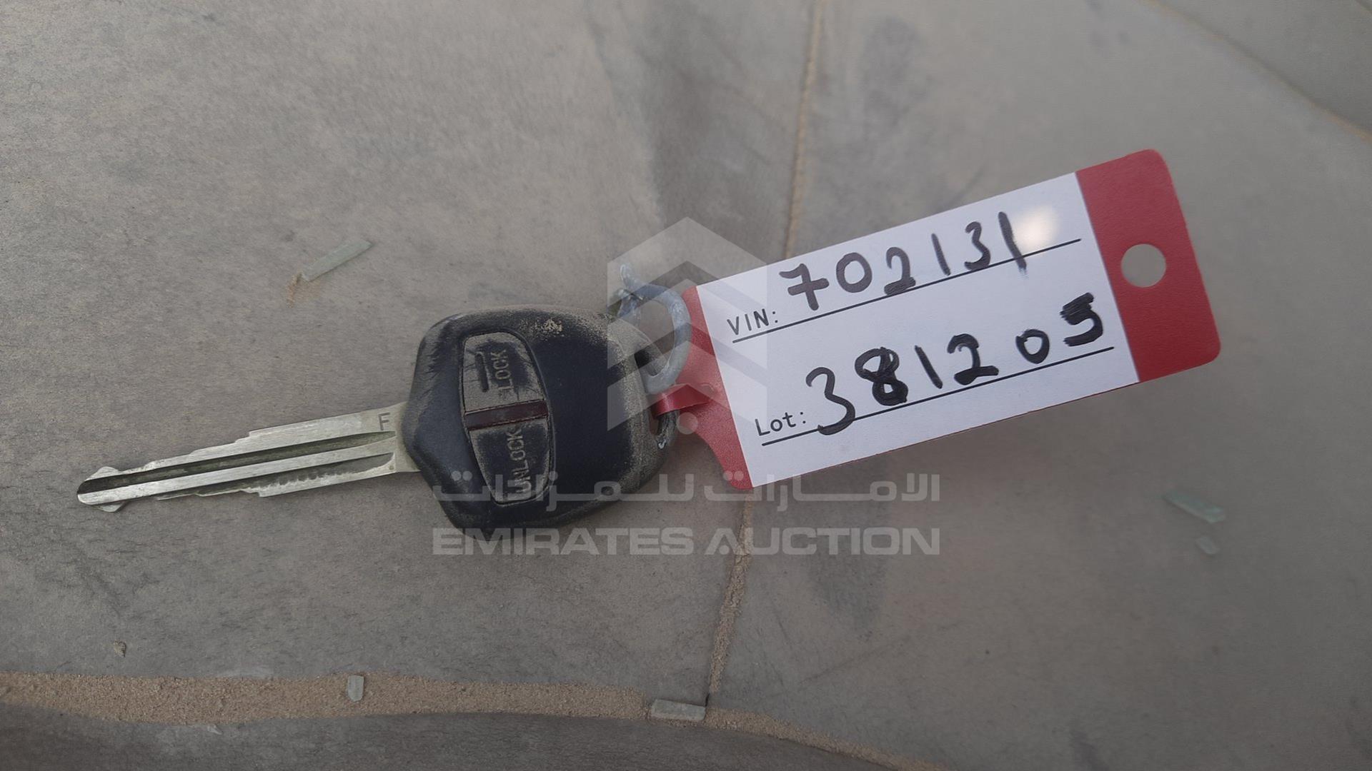 2013 MITSUBISHI PAJERO VIN: JMYLRV95WDJ702131