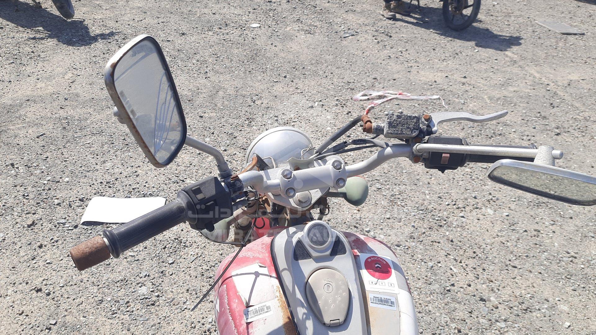 2009 BAJAJ 200 CC VIN: MD2DGJMZZRCE08817