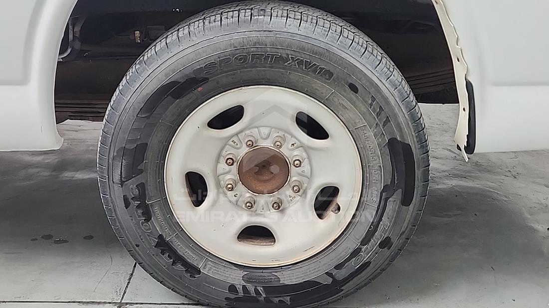2006 GMC 2500 — Rear Left Tyre — Photo 31