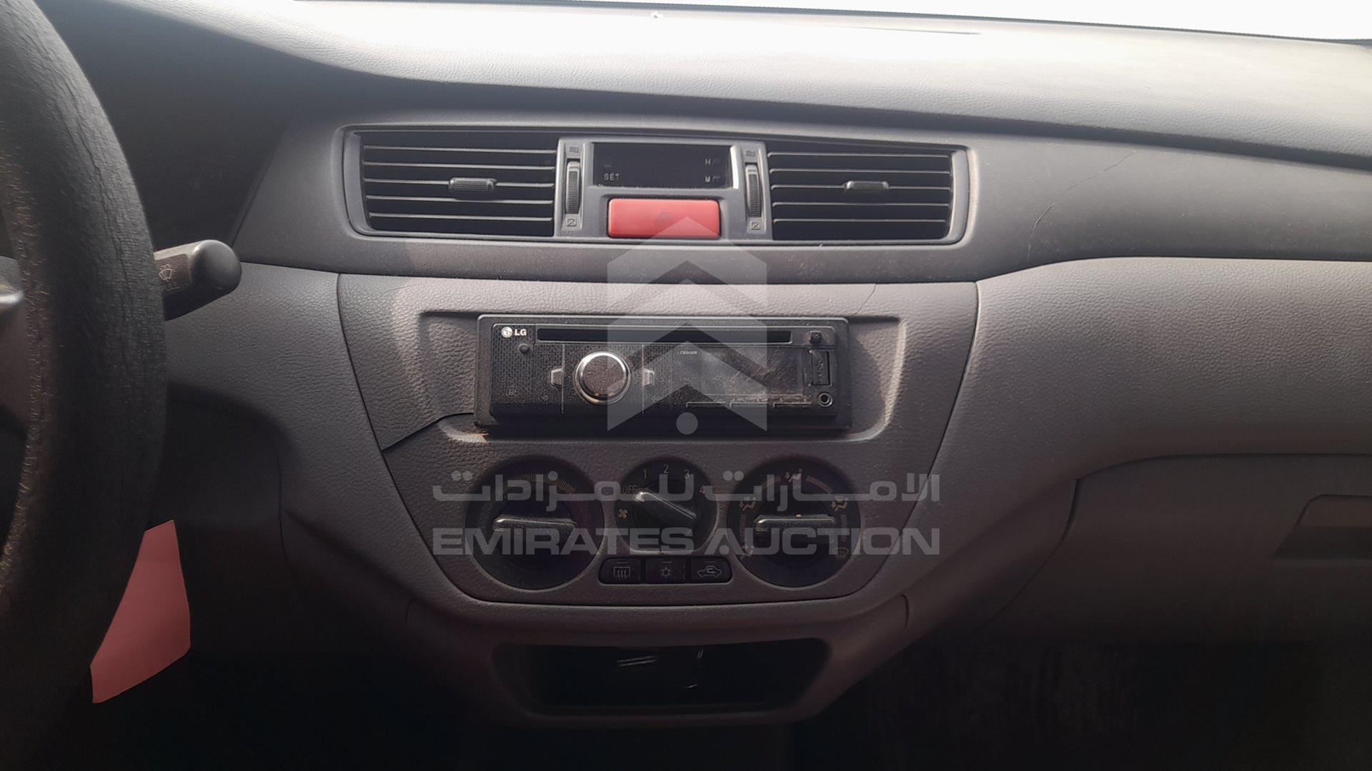2005 MITSUBISHI LANCER VIN: JMYSRCS1A5U777944