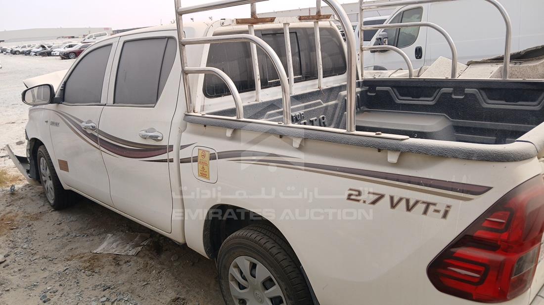 2019 Toyota Hilux — Rear Left Angle — Photo 6