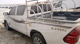 2019 Toyota Hilux — Rear Left Angle — Photo 6 — Thumbnail
