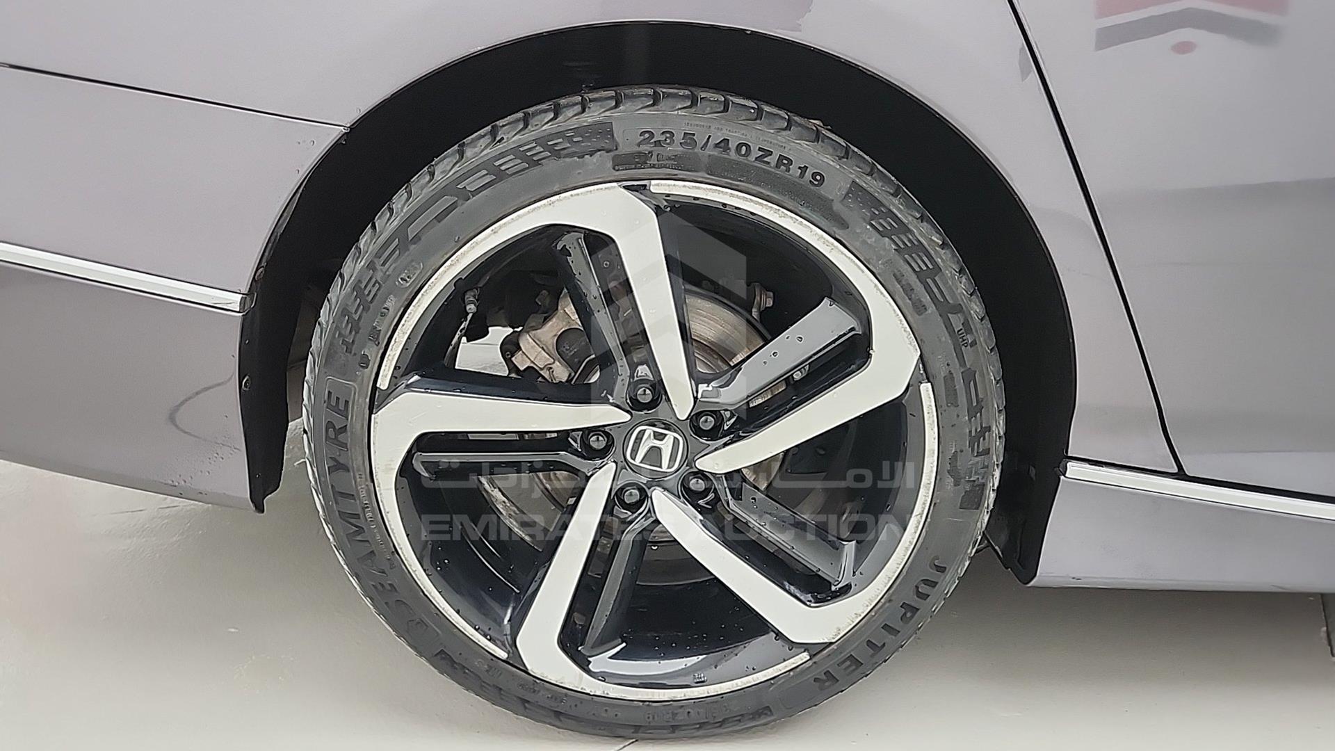 2018 HONDA ACCORD VIN: 1HGCV2630JA510635