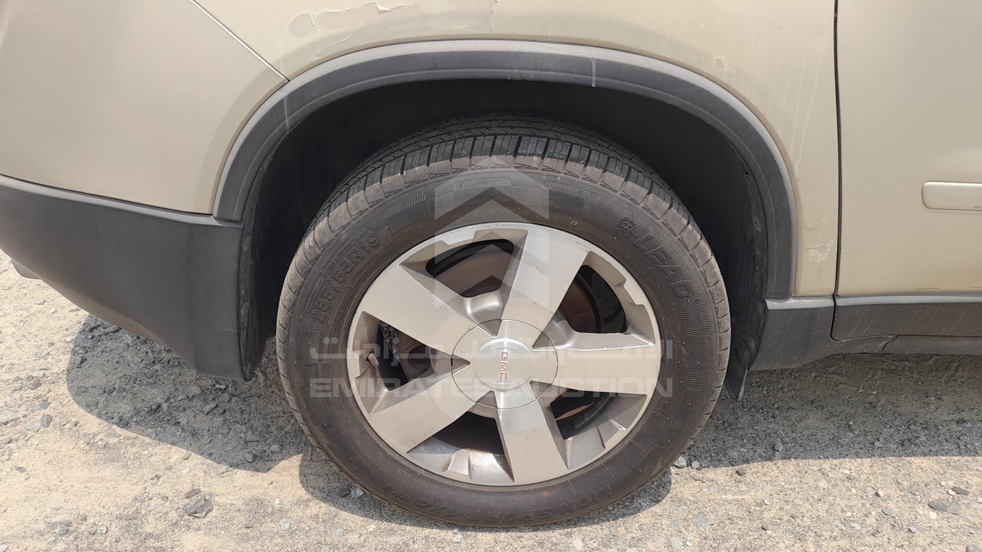 2009 GMC ACADIA VIN: 1GKEV33D89J125010