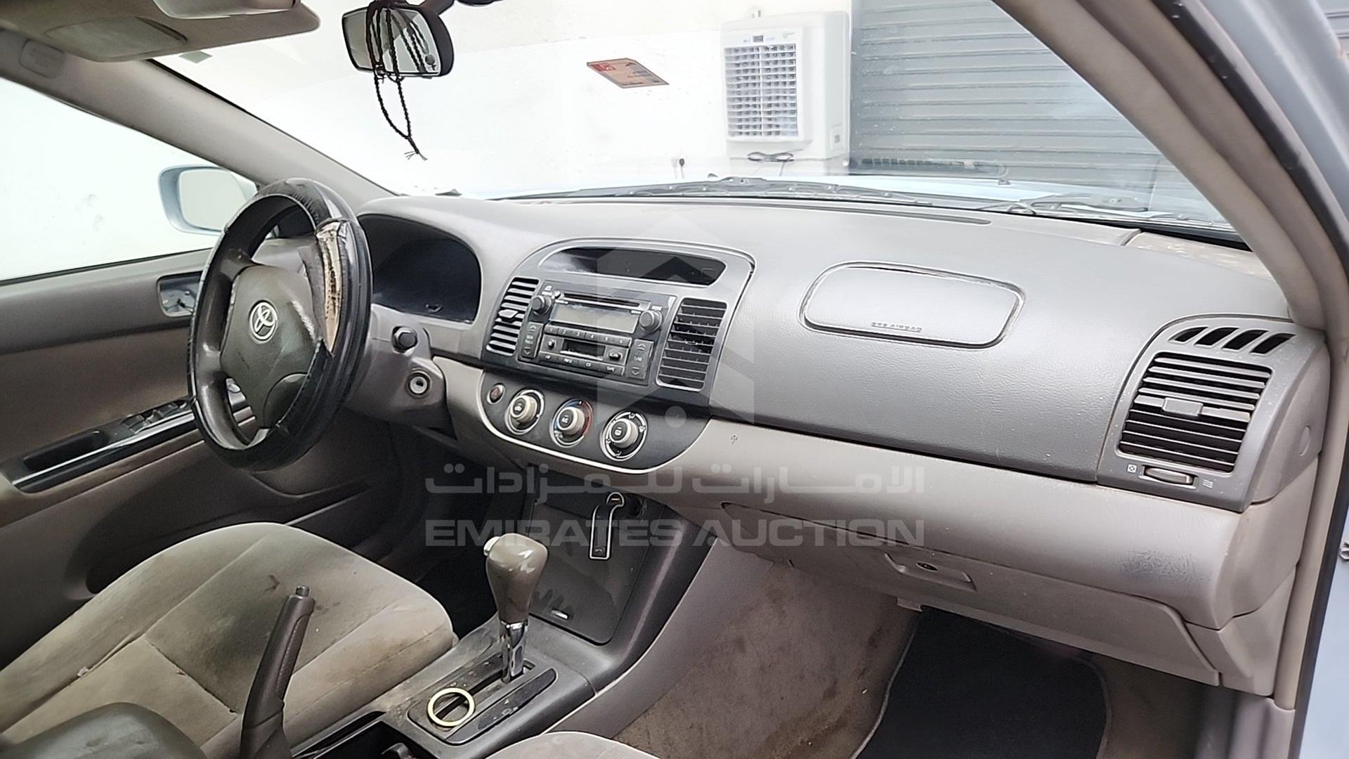 2005 TOYOTA CAMRY VIN: 4T1BE30KX5U567728