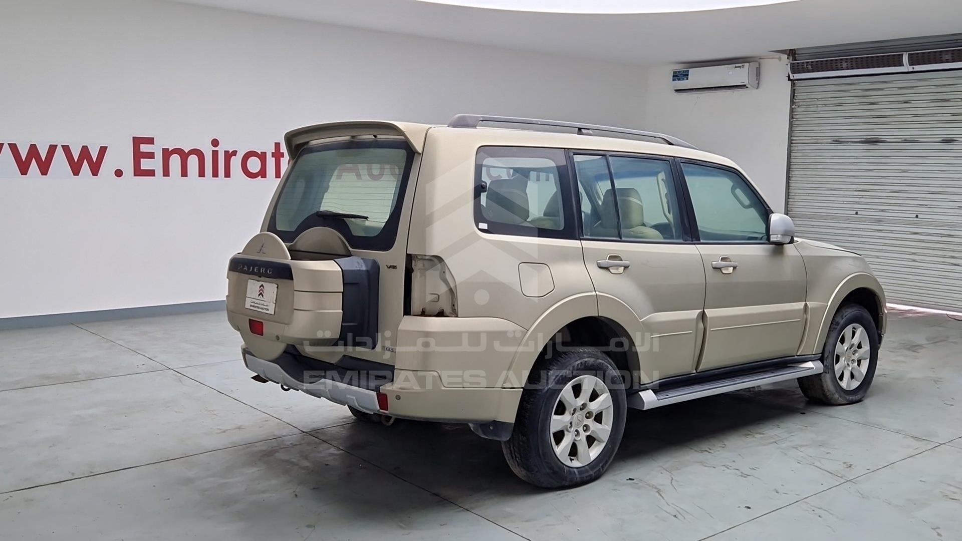 2013 MITSUBISHI PAJERO VIN: JMYLRV95WDJ704393