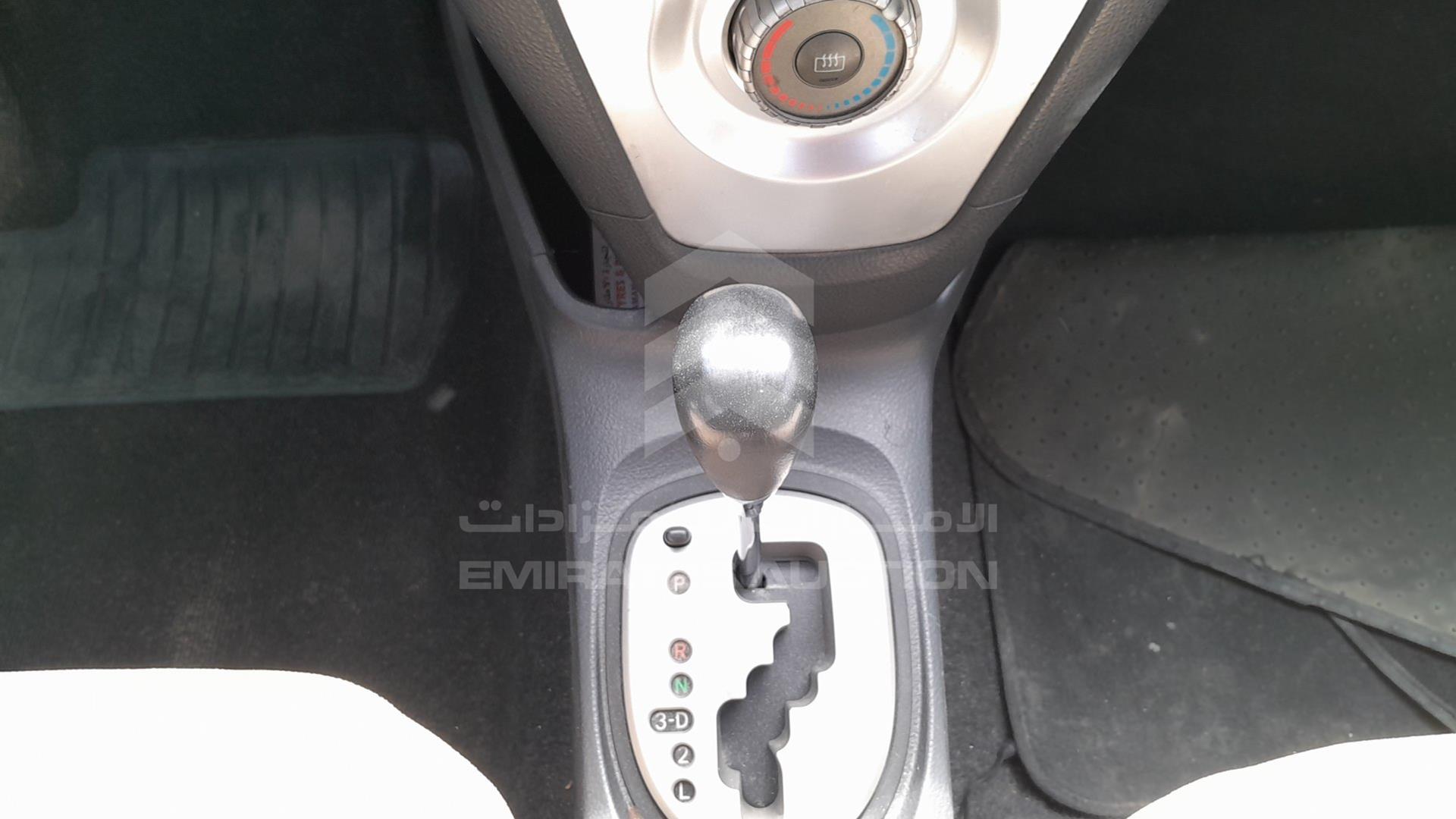 2009 TOYOTA YARIS VIN: JTDBW923194031752