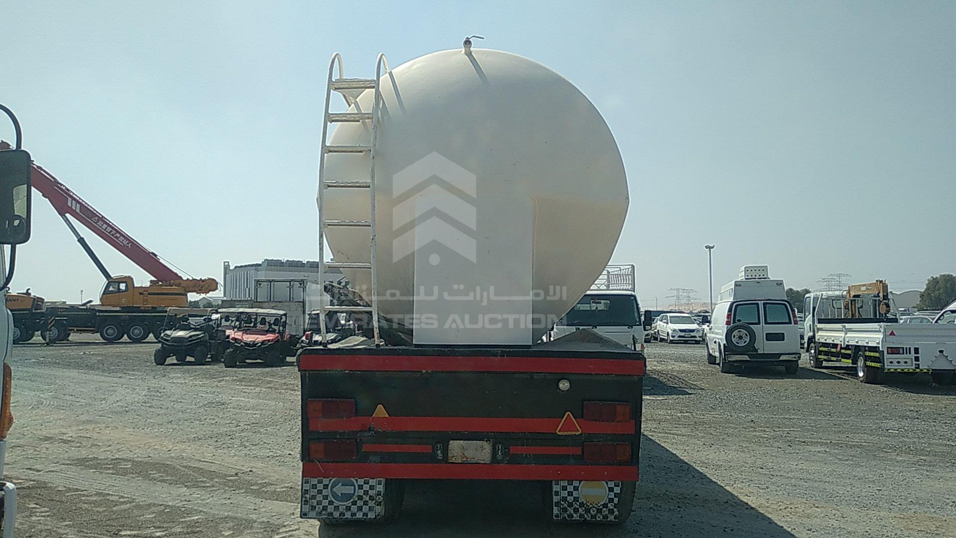 2006 TRAILER --- VIN: QATARTD013024