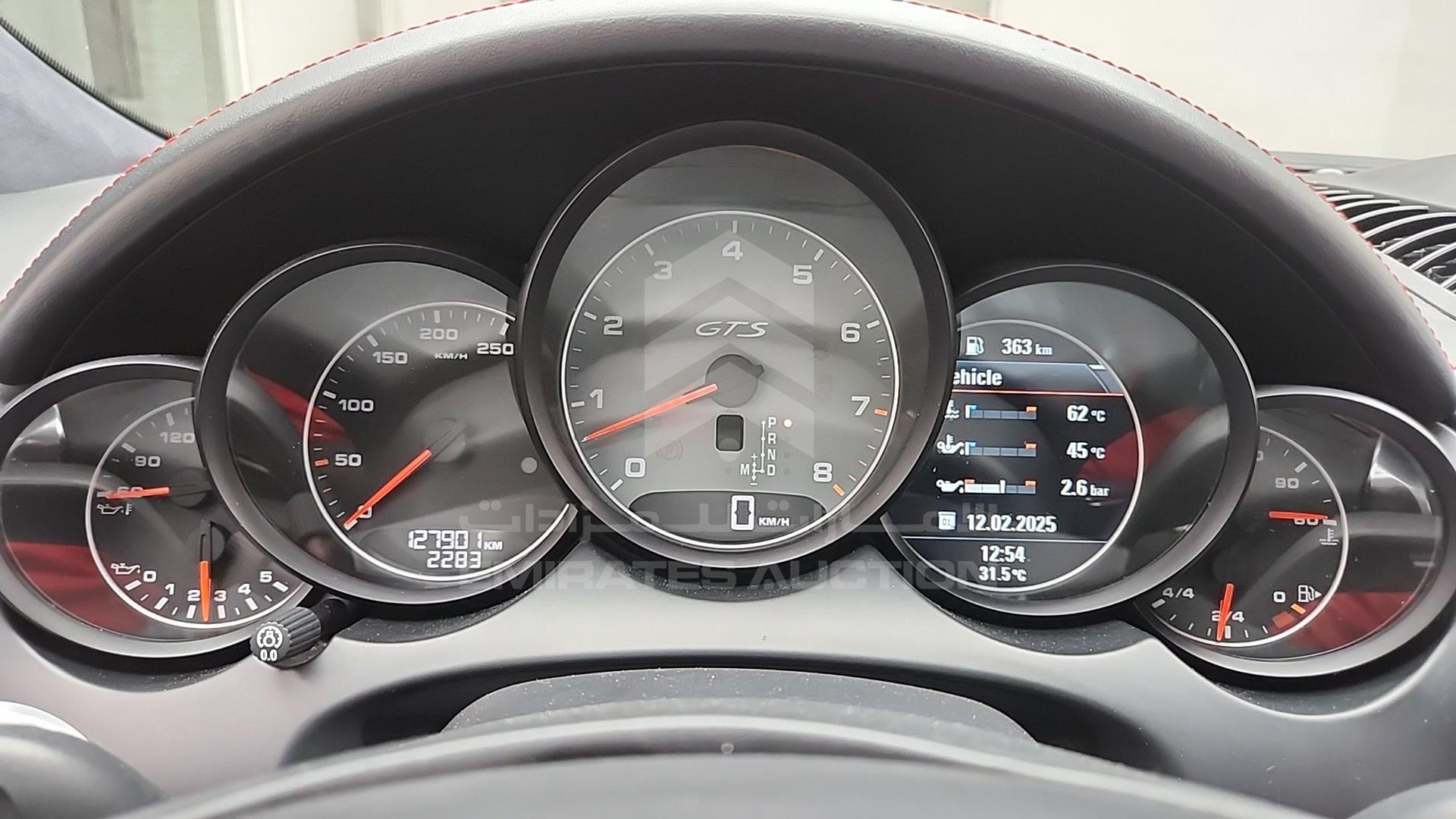 2014 PORSCHE CAYENNE GTS VIN: WP1ZZZ92ZELA73608