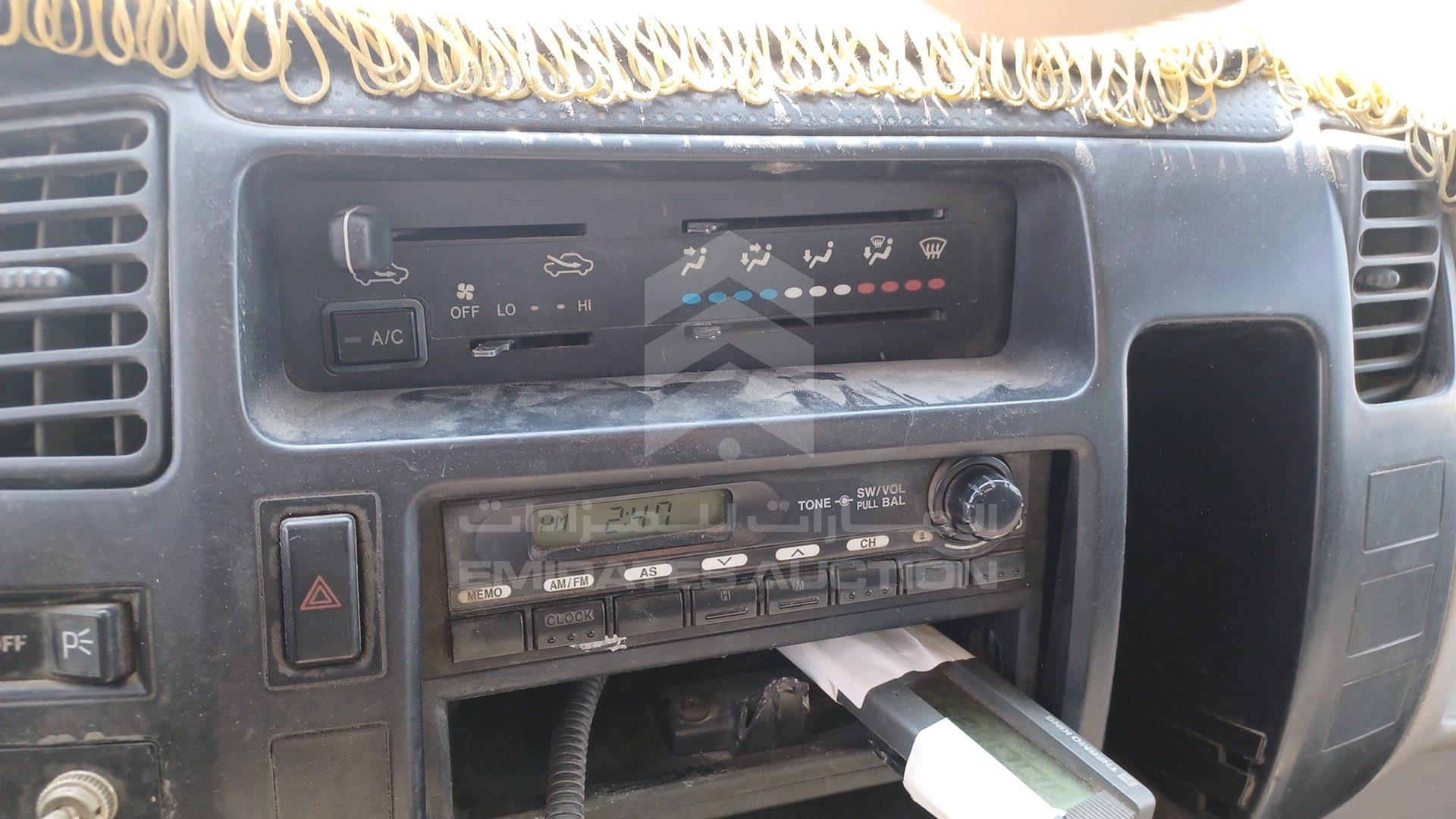 2009 HINO --- VIN: JHFYJ20H89K001129