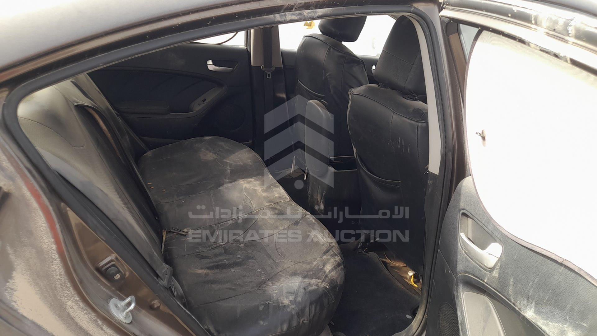 2015 KIA CERATO VIN: KNAFJ4113F5891562