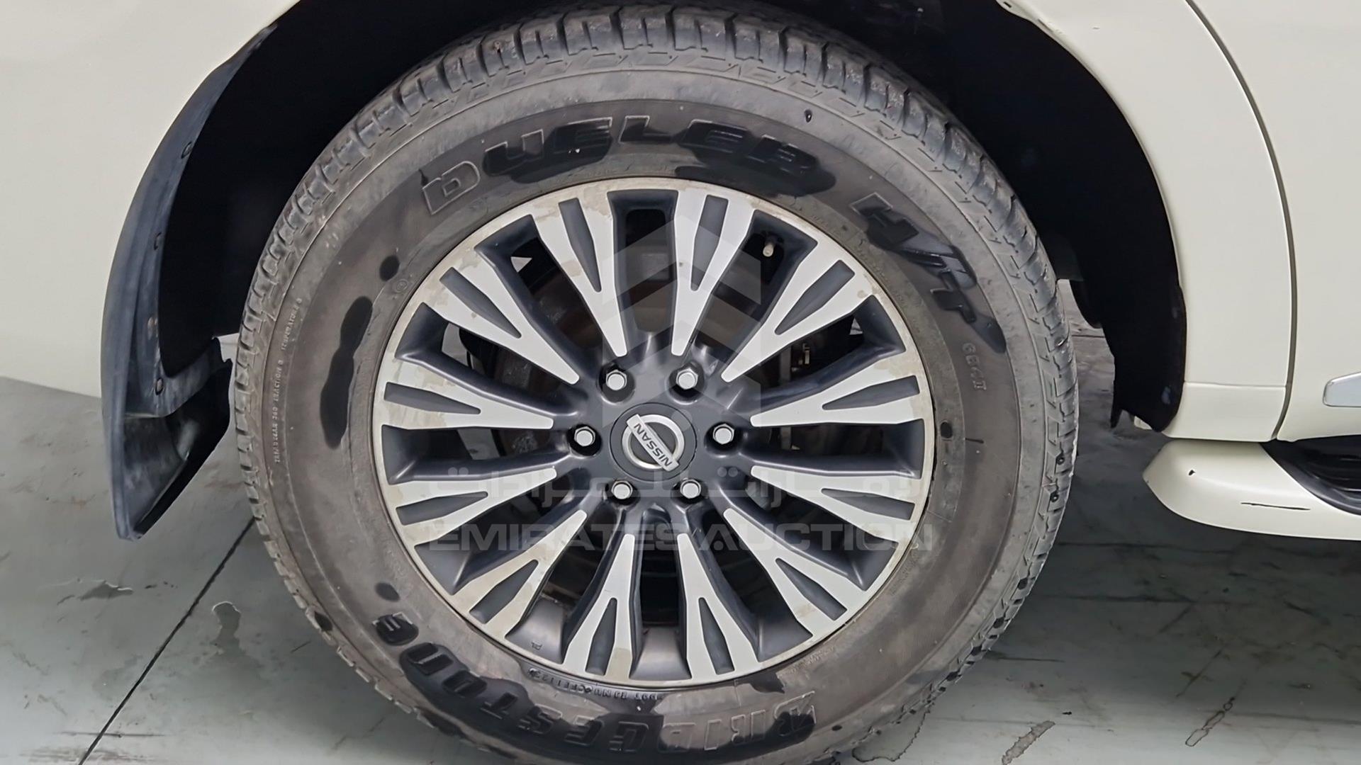 2018 NISSAN PATROL VIN: JN8AY2NY7J9353070