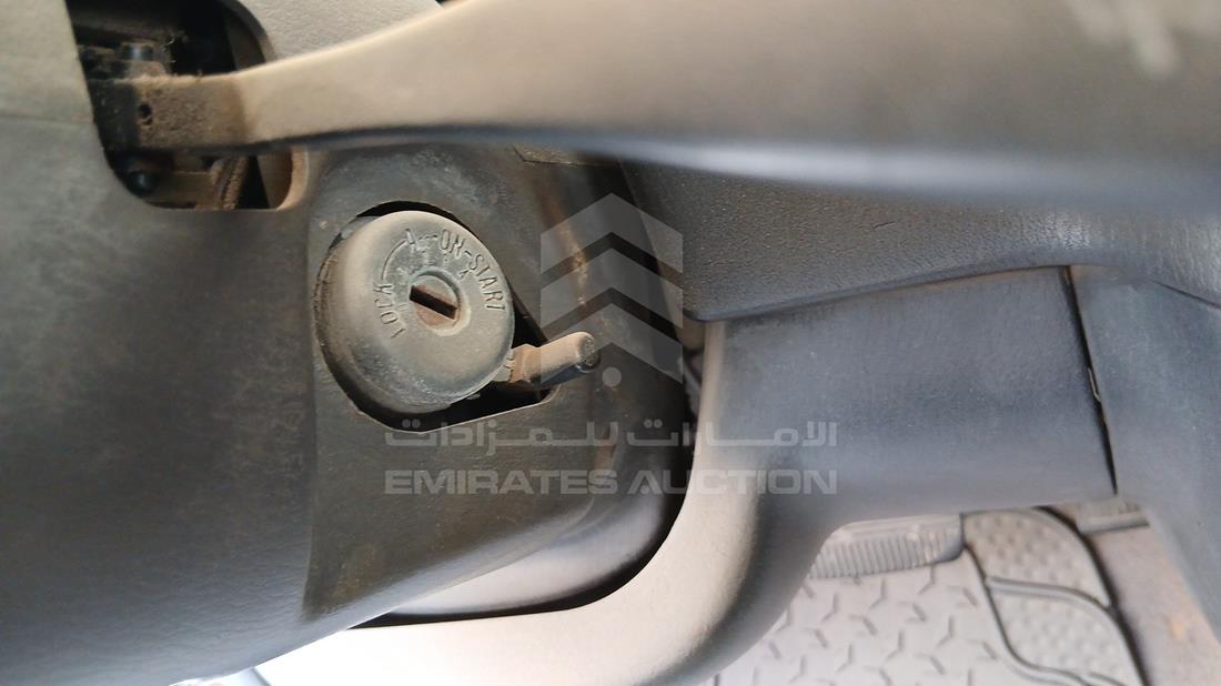 1999 Nissan Sunny — Keys — Photo 4