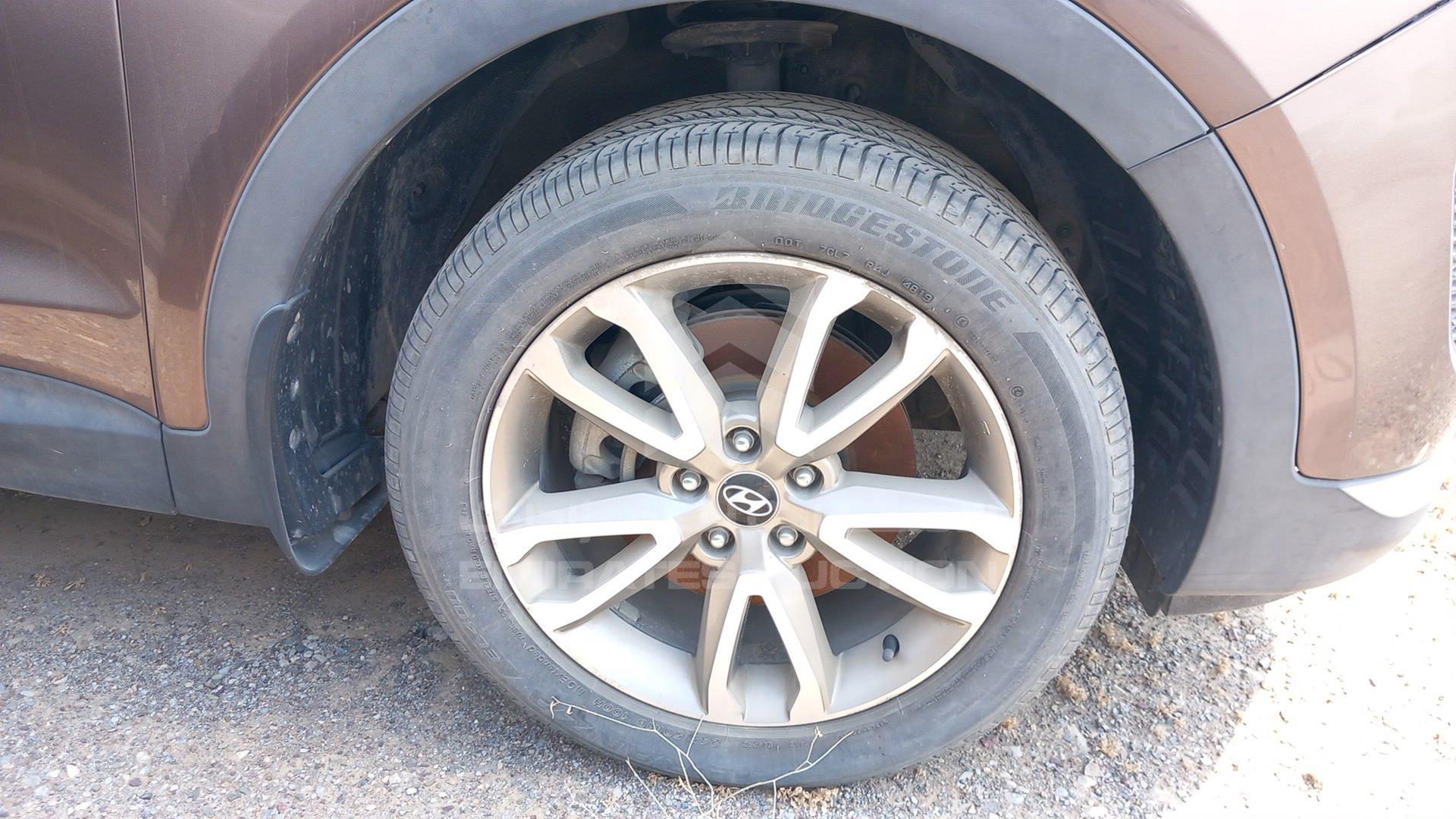 2014 HYUNDAI SANTA FE VIN: KMHST81C1EU248387