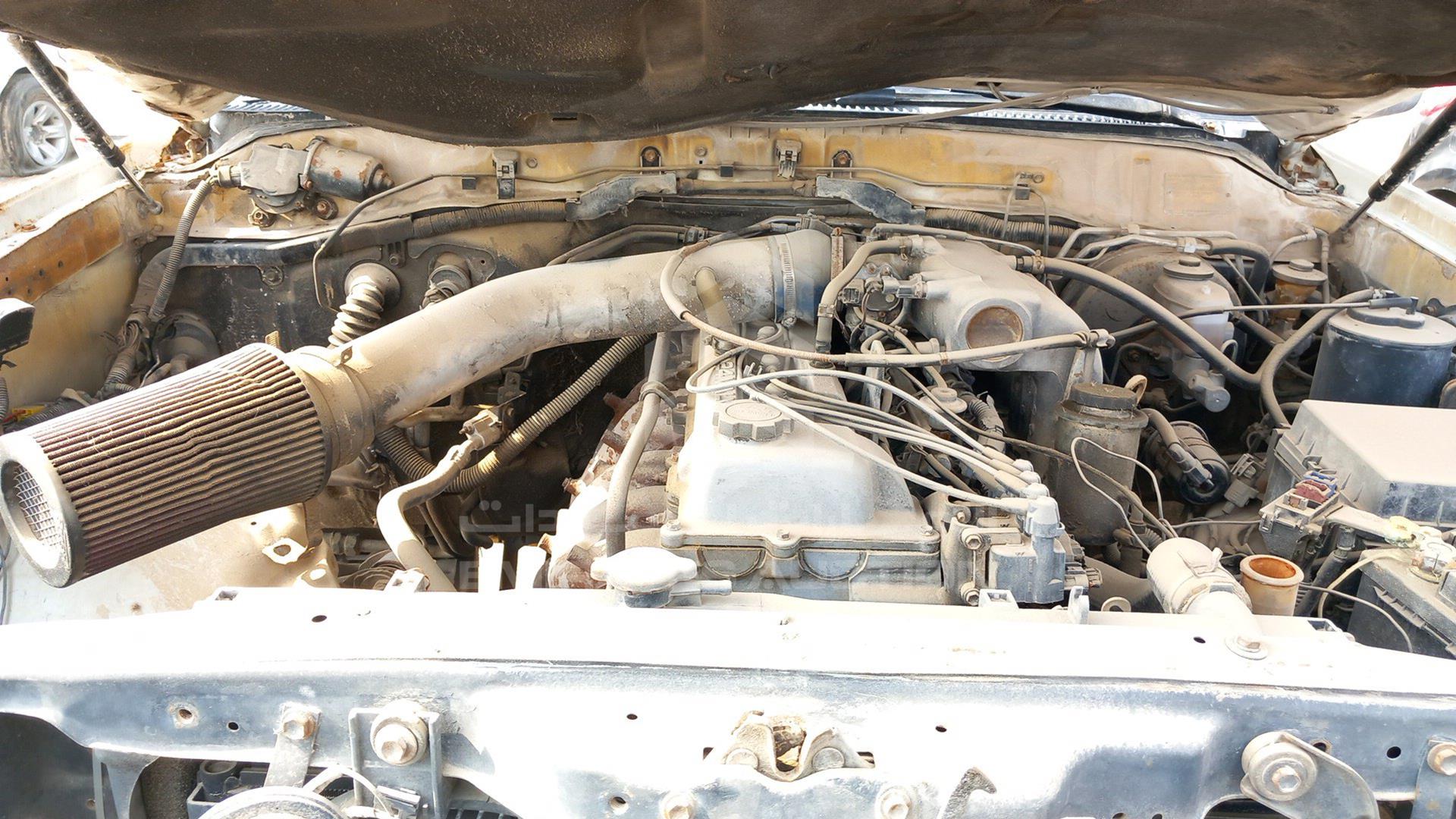 2001 TOYOTA LAND CRUISER VIN: JTEHJ09JX15016752