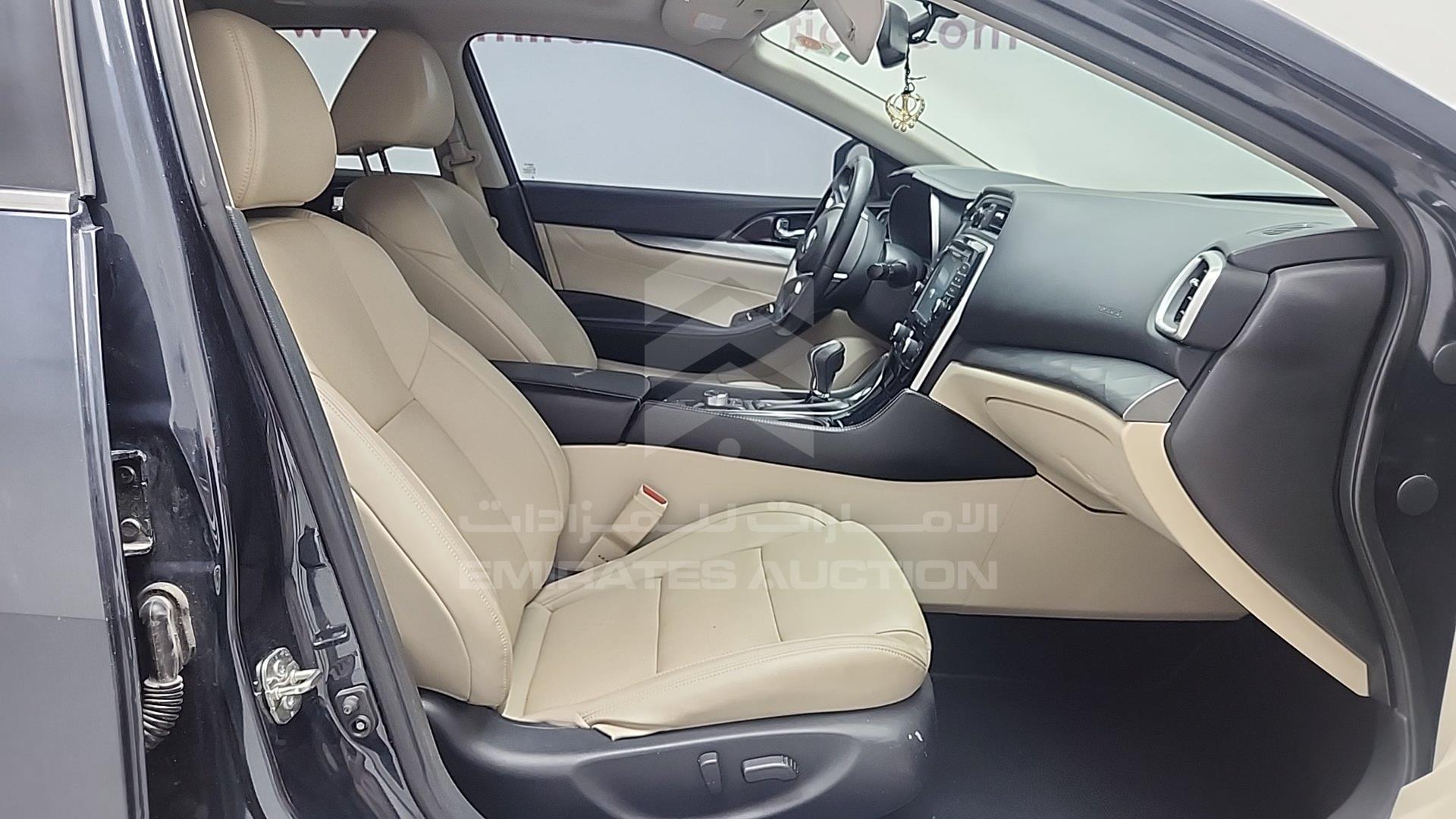 2018 NISSAN MAXIMA VIN: 1N4AA6AP2JC381064