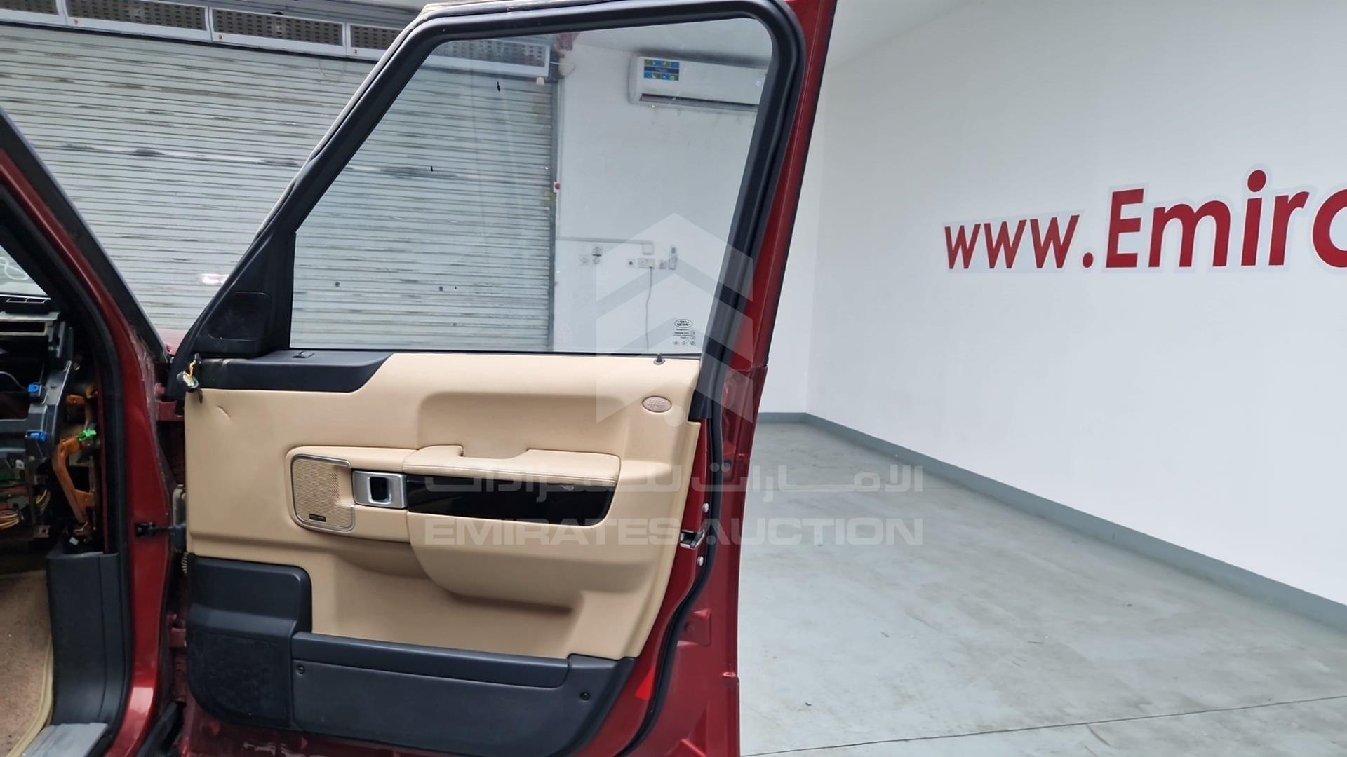 2010 RANGE ROVER VOGUE VIN: SALLMAME4AA307004