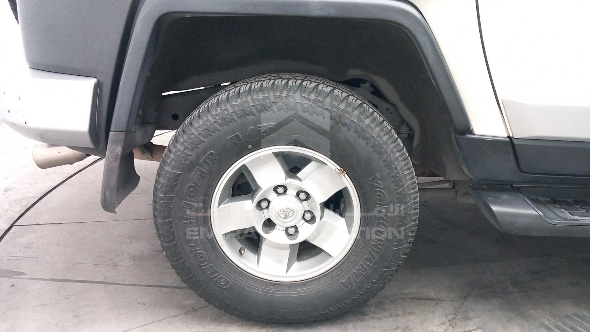 2010 TOYOTA FJ CRUISER VIN: JTEBU11F7AK087211