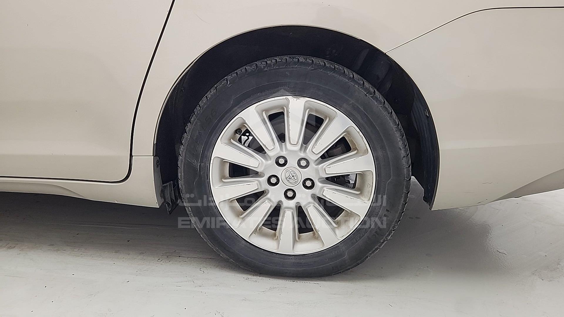2015 TOYOTA SIENNA VIN: 5TDJK3DC1FS094786