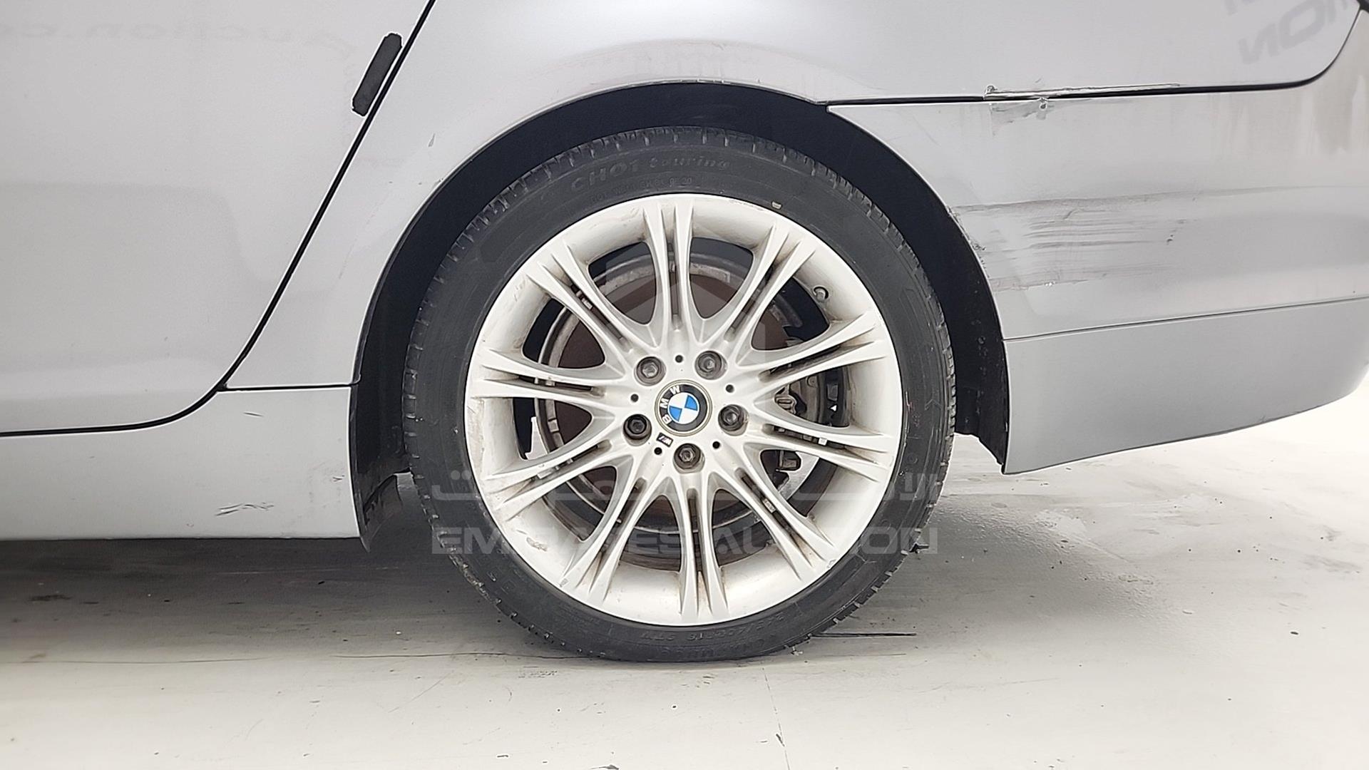 2006 BMW 530 VIN: WBANE71076CM02939