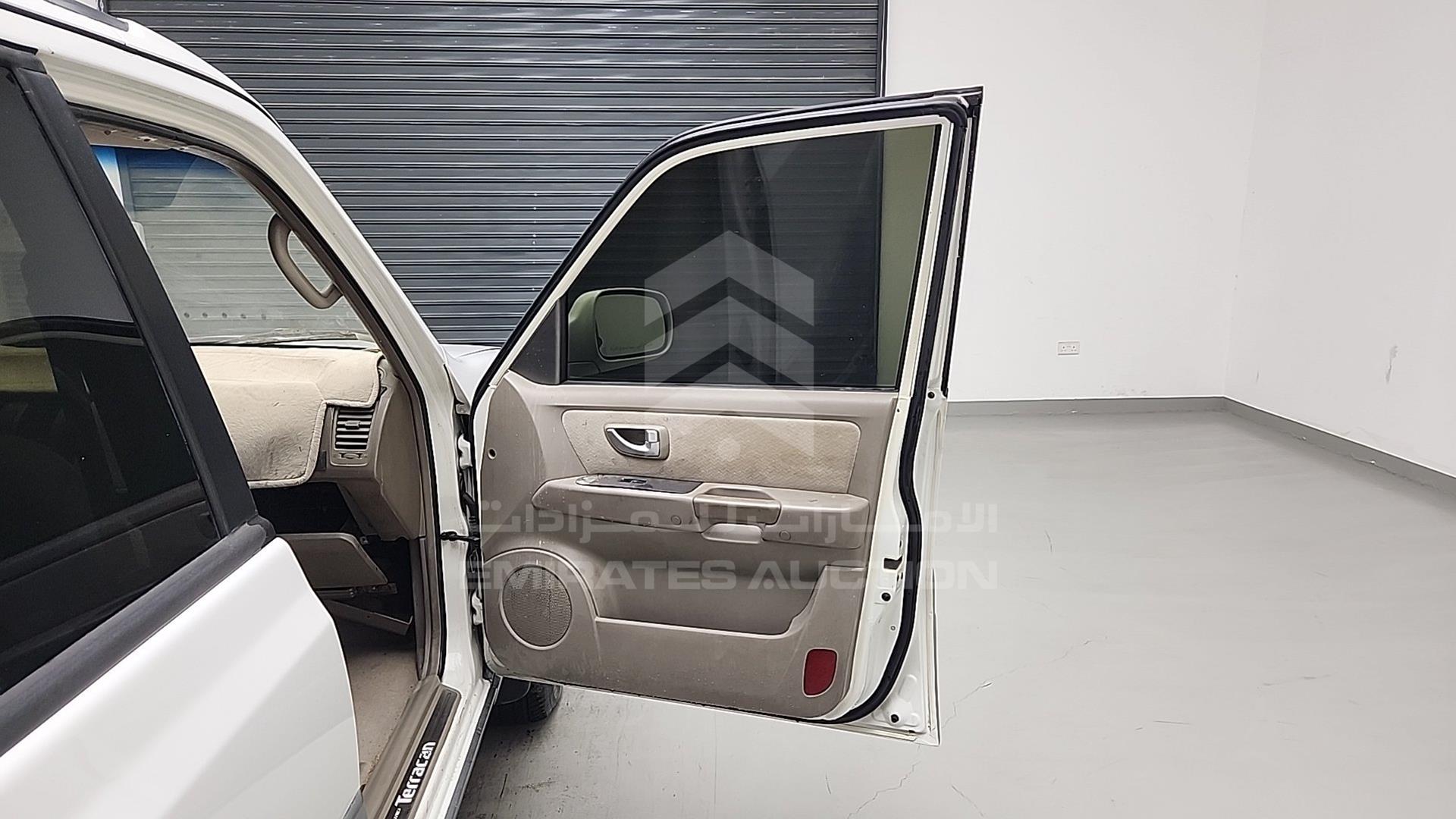 2005 HYUNDAI TERRACAN VIN: KMHNM81C45U173632