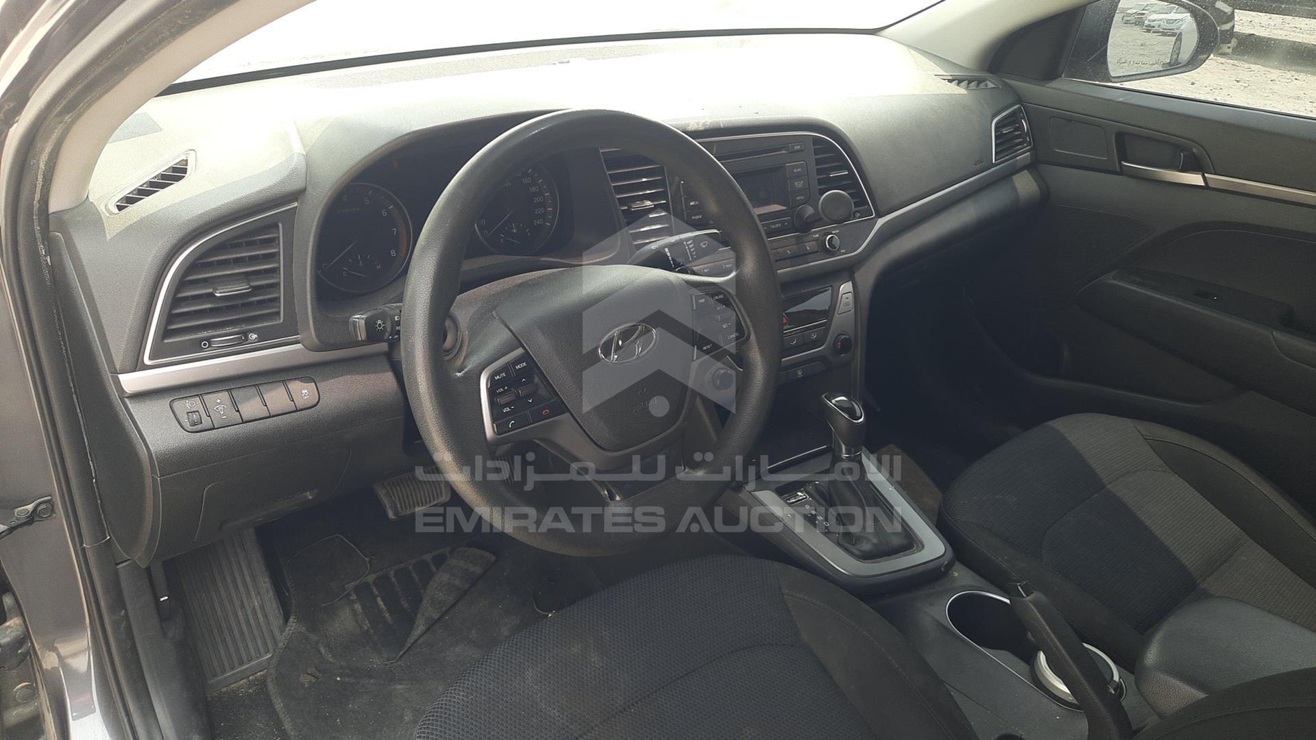 2017 HYUNDAI ELANTRA VIN: KMHD741C5HU128330