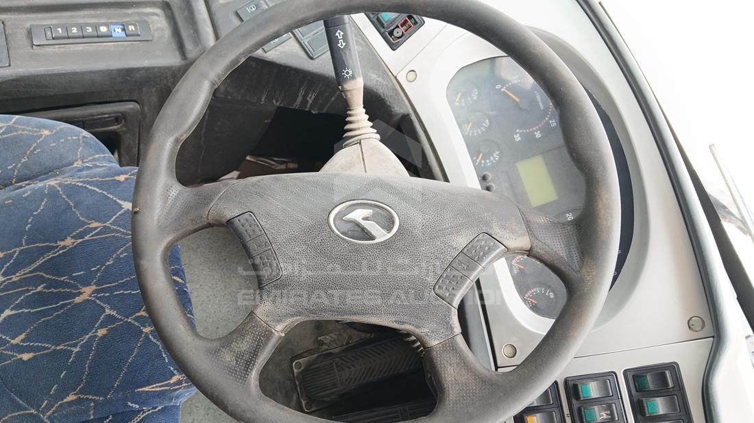 2017 King Long Bus — Steering & Mounted Controls — Photo 11