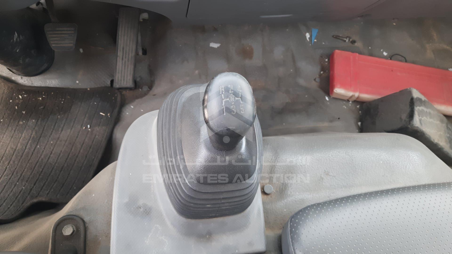 2014 ISUZU REWARD NP VIN: JAAKP34H9E7P03107