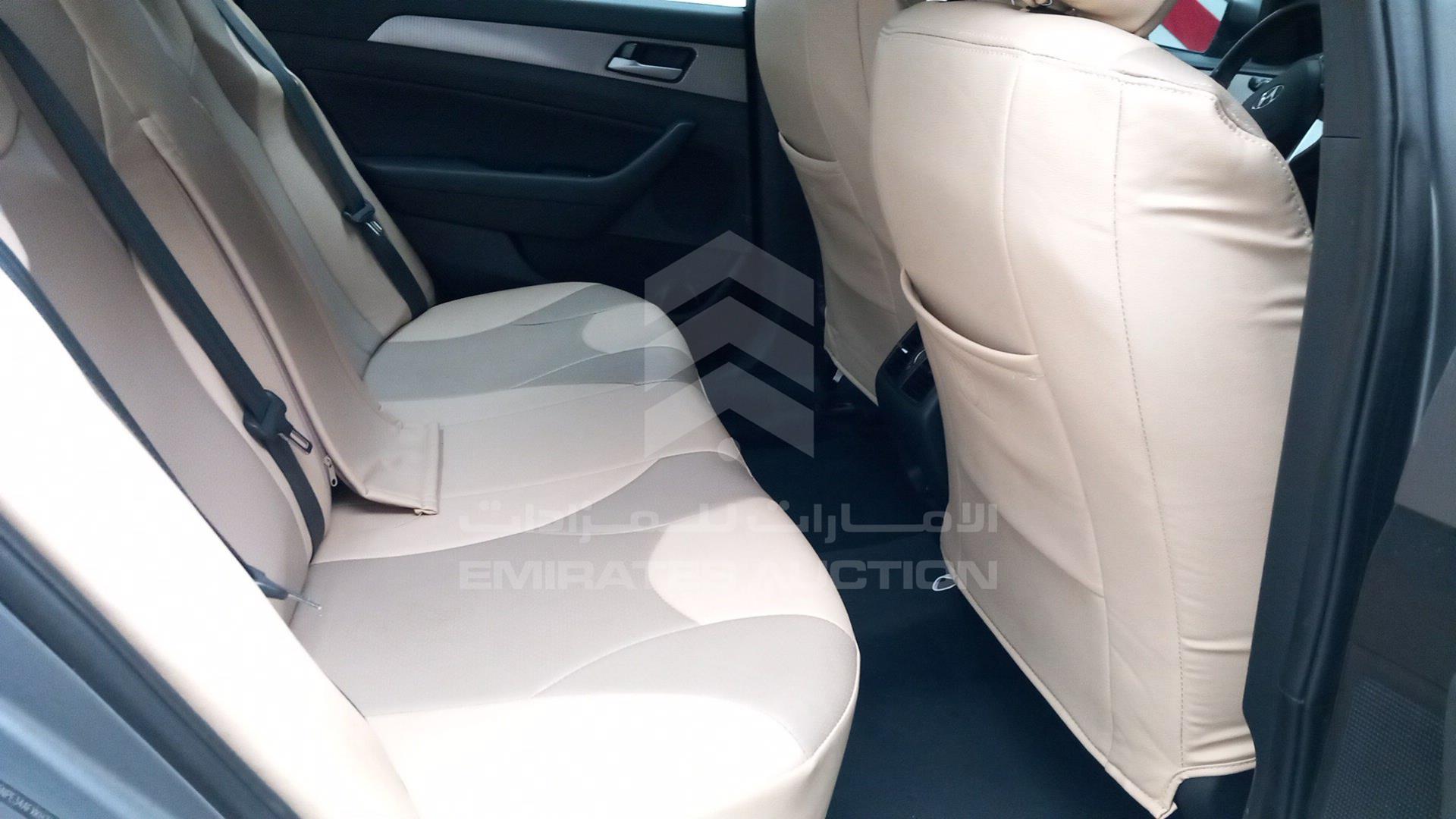 2019 HYUNDAI SONATA VIN: 5NPE34AFXKH740927