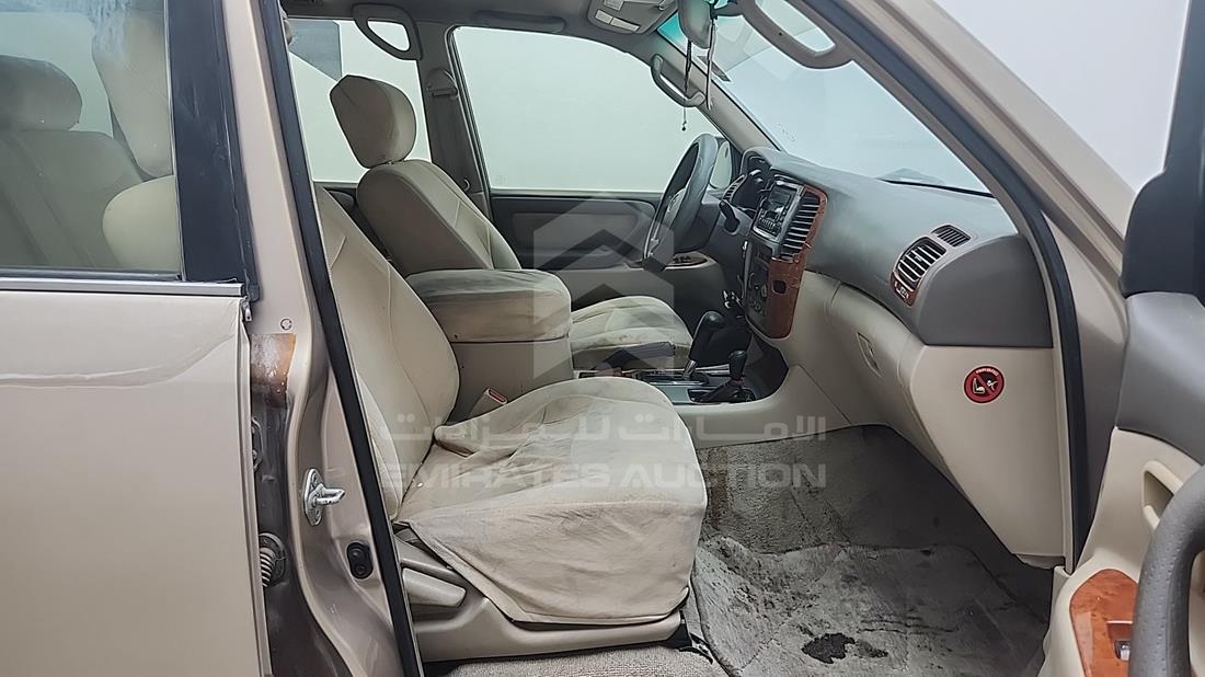 2003 Toyota Land Cruiser — Front Right Passenger Seat View — Photo 17