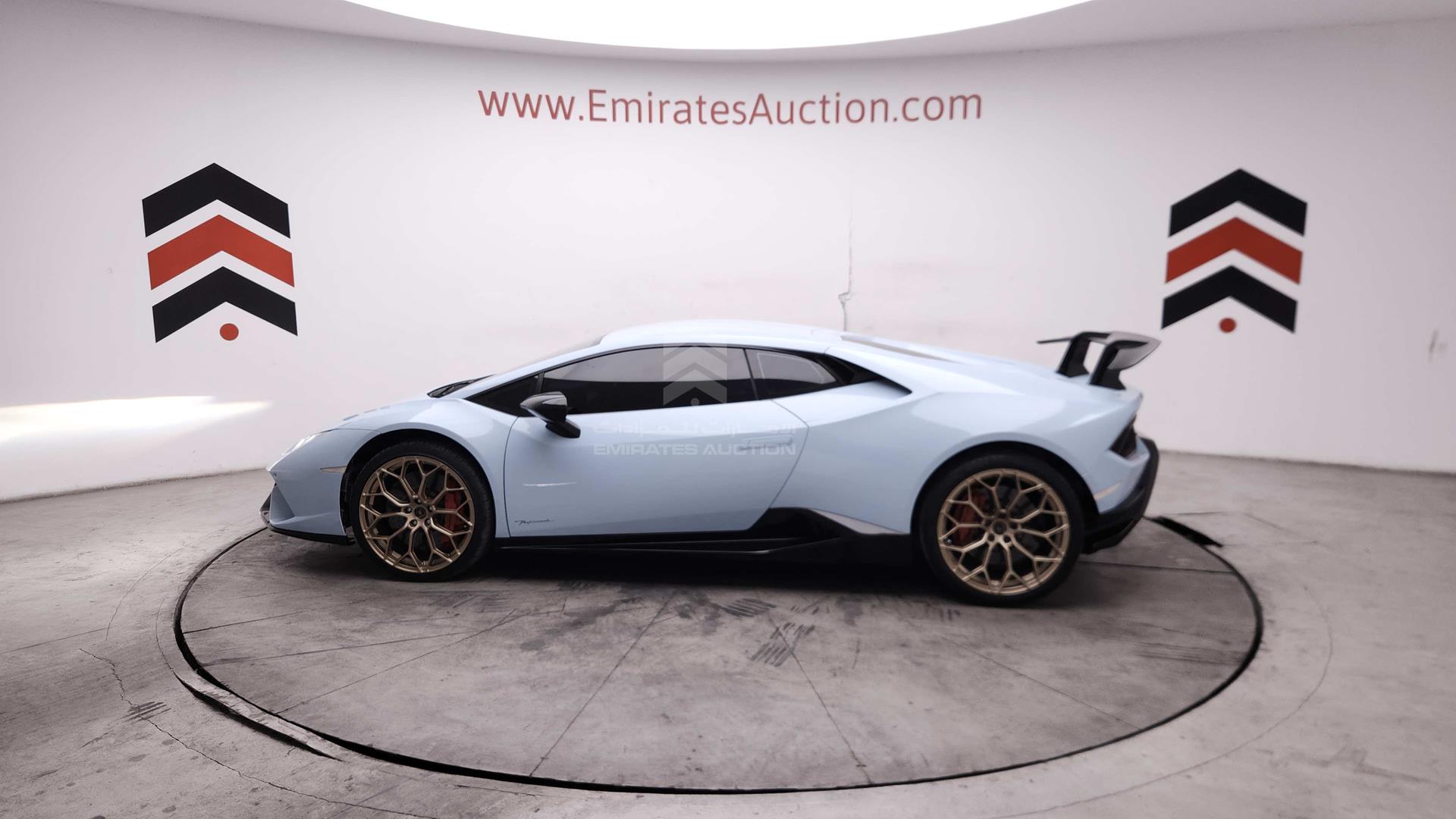 2018 LAMBORGHINI HURACAN VIN: ZHWED4ZF5JLA10123