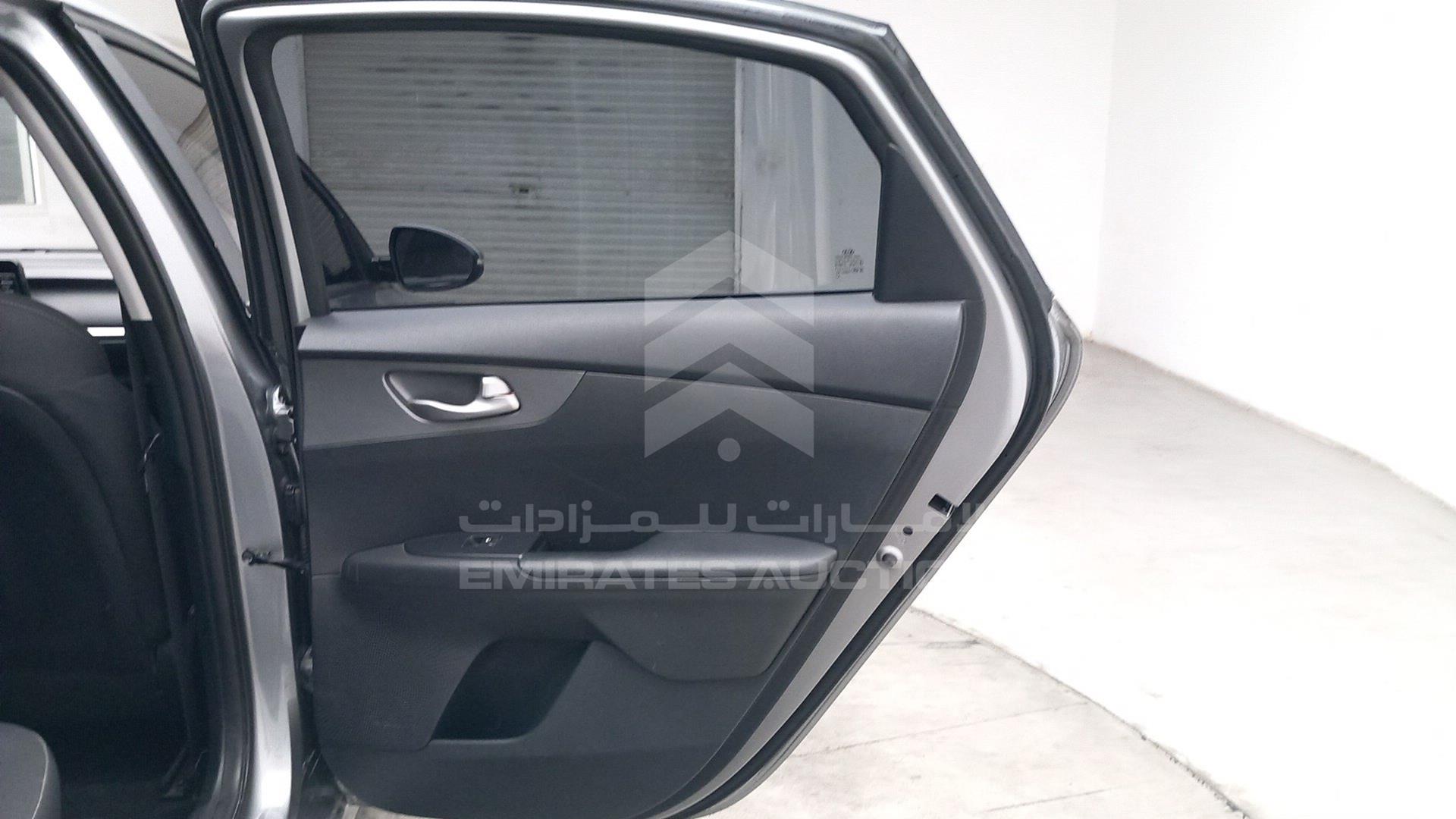 2020 KIA CERATO VIN: KNAF24162L5857181
