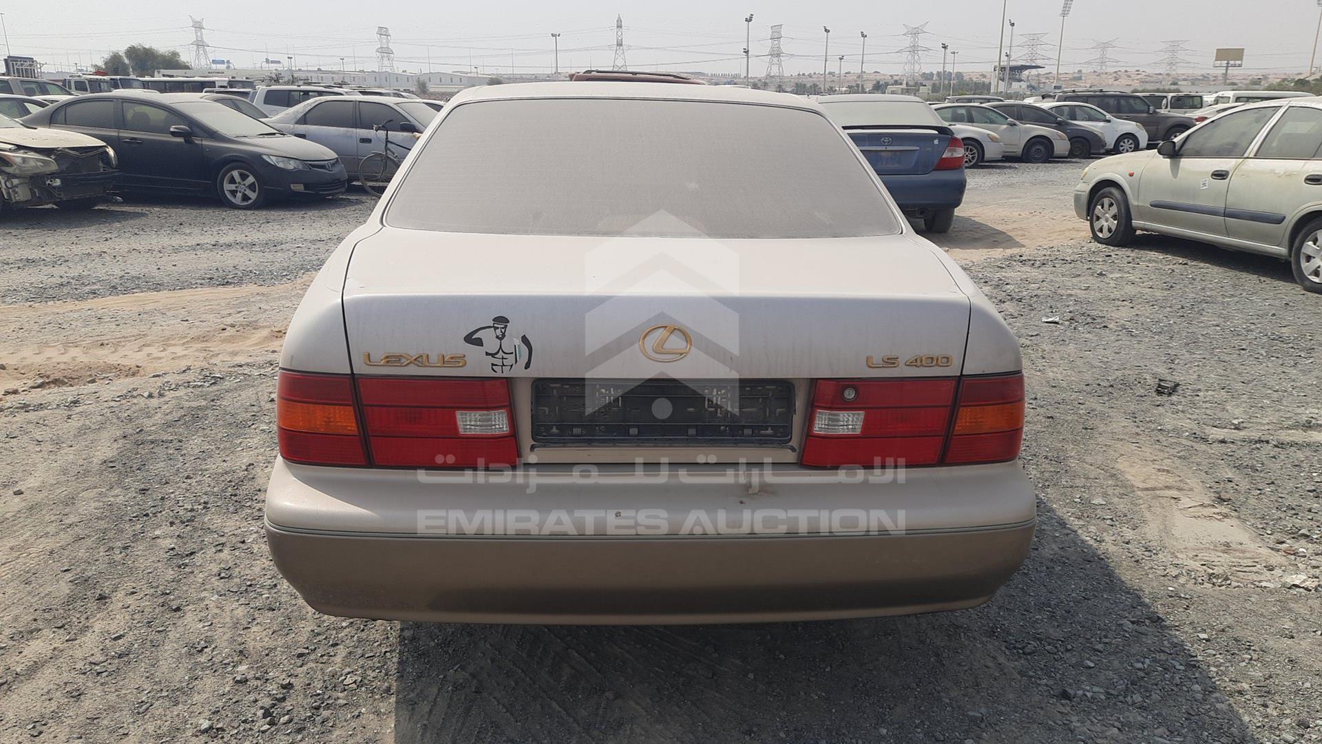 1998 LEXUS LS400 VIN: JT8BH28F0W0137534