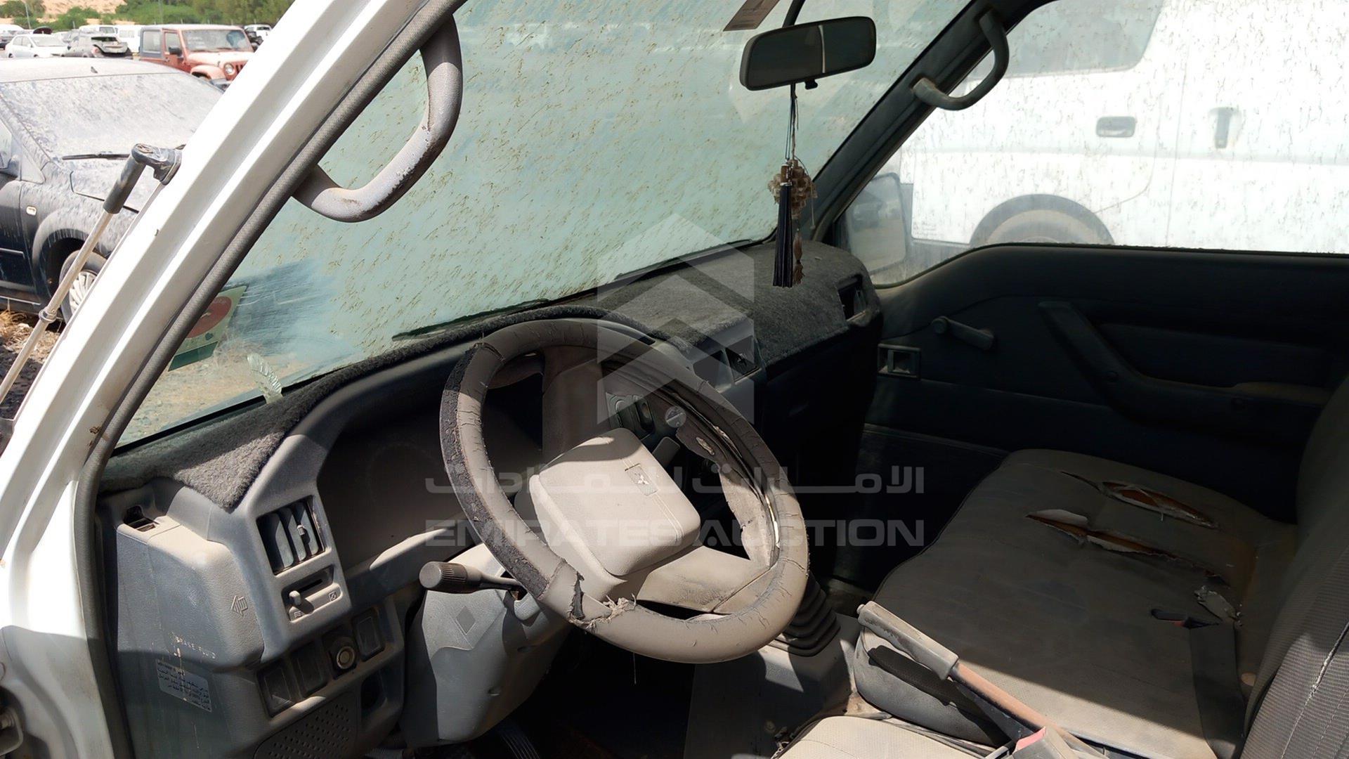 2013 MITSUBISHI L 300 VIN: JMYHNP13WDA701238