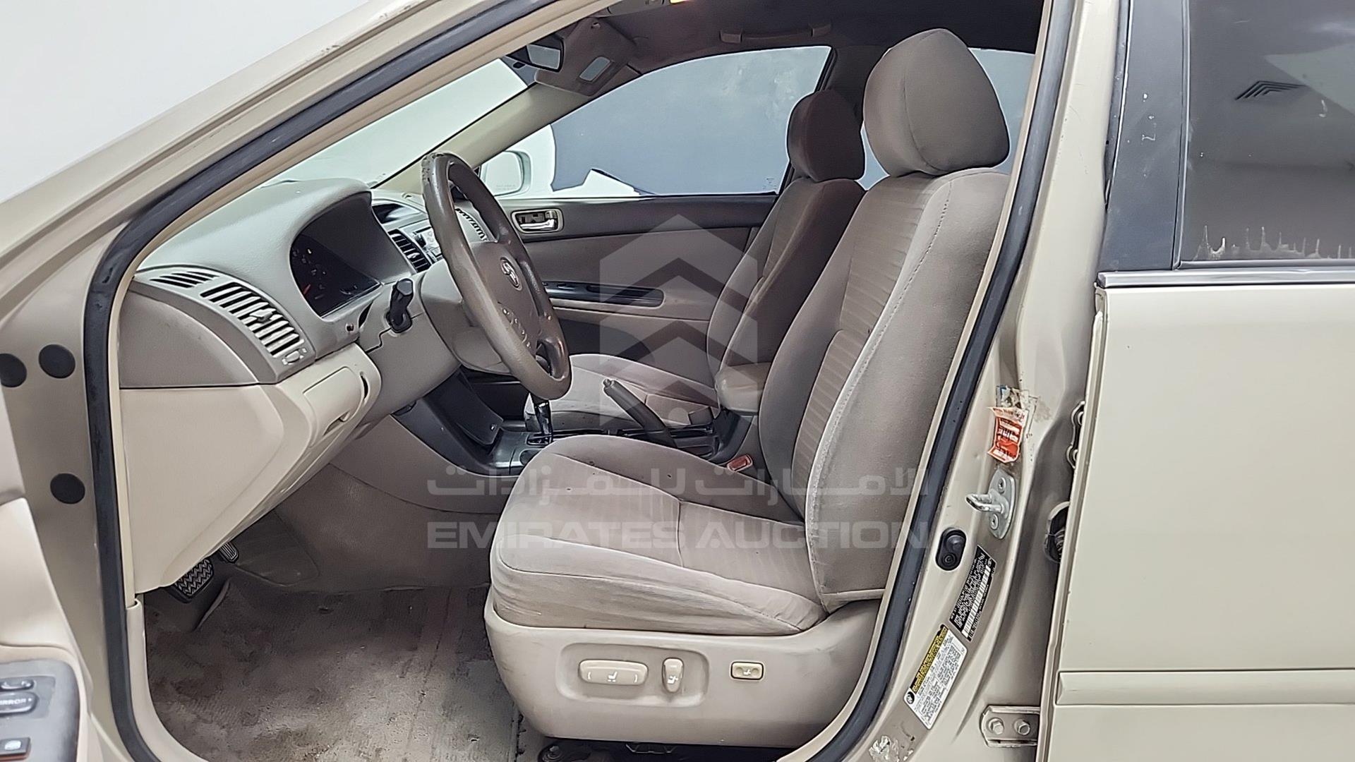 2005 TOYOTA CAMRY VIN: 4T1BE32K55U387943