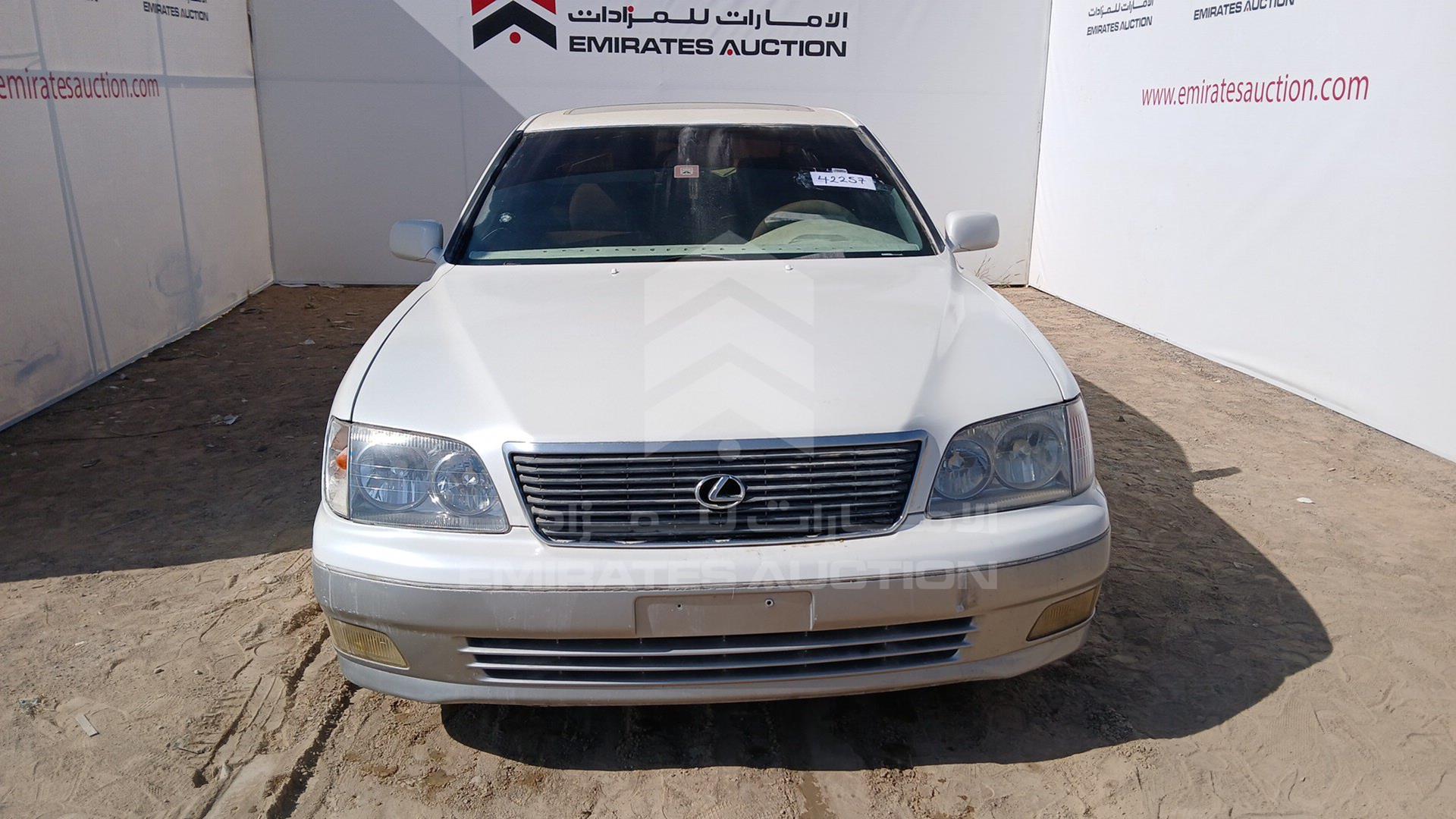 1998 LEXUS LS400 VIN: JT8BH28F8W0123543