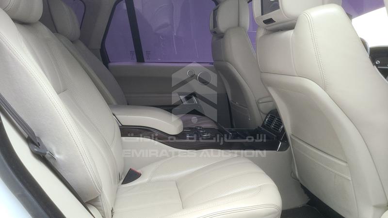 VIN: SALGA2EF6EA171169 Auction: EmiratesAuction Lot: 405877 VIN: SALGA2EF6EA171169 Range Rover Autobiography 2014 WHITE Photo 40
