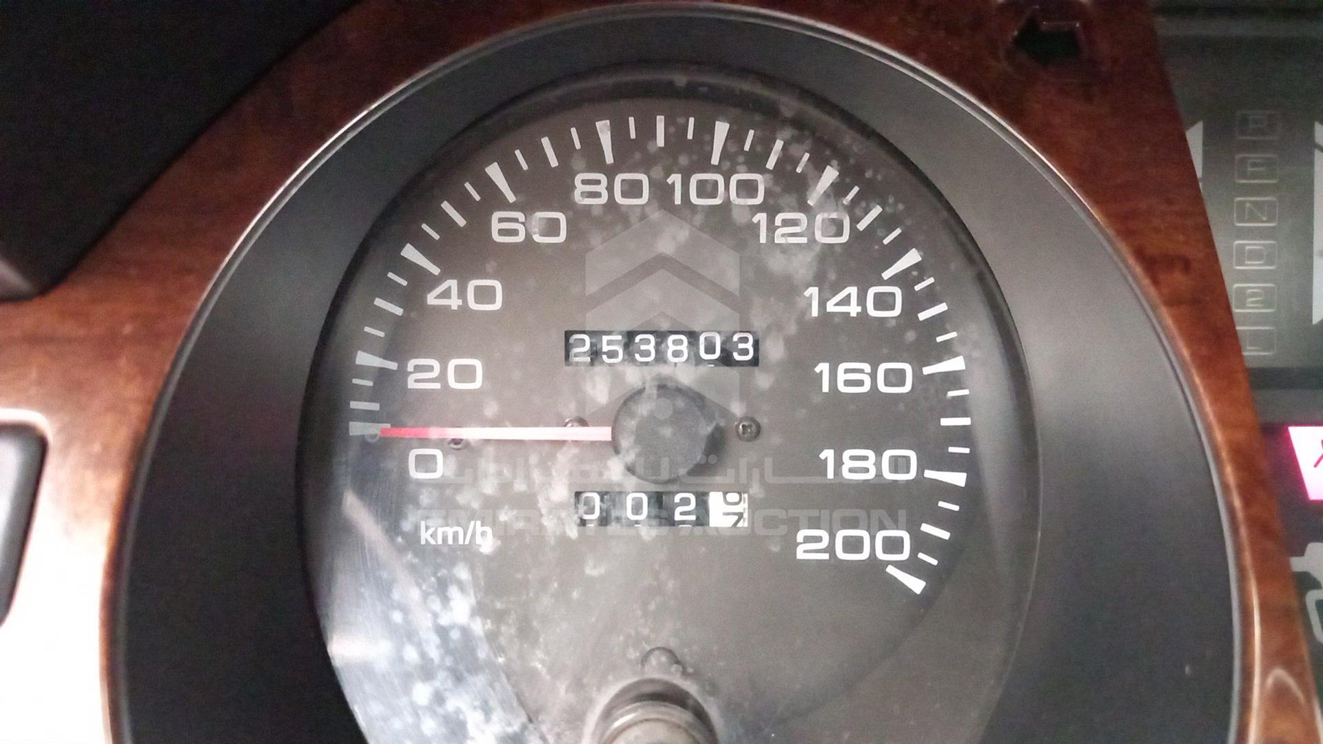 1999 MITSUBISHI PAJERO VIN: JMYORV230XJ000272