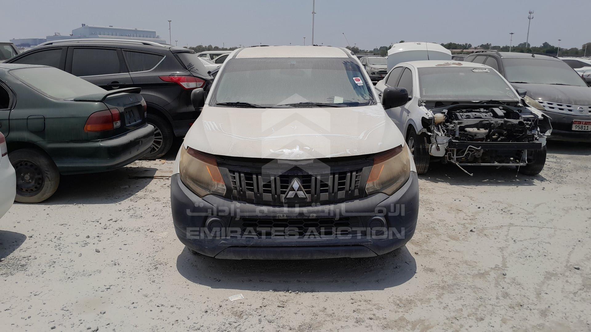 2016 MITSUBISHI L 200 VIN: MMBJNKJ40GH065288
