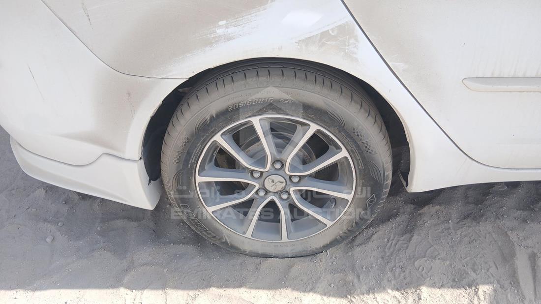 2016 Mitsubishi Lancer — Rear Right Tyre — Photo 30