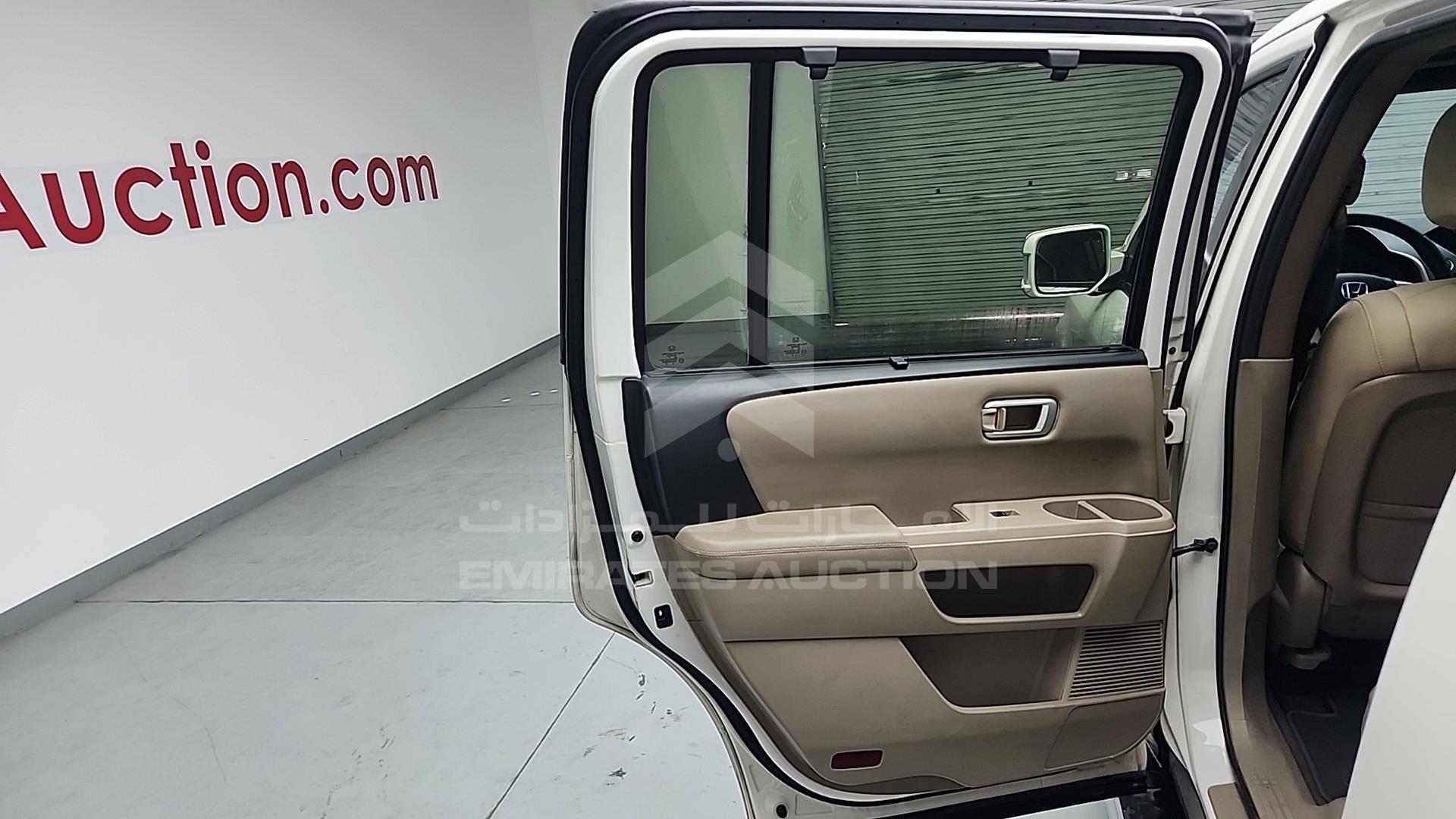 2014 HONDA PILOT VIN: 5FNYF4855EB701117