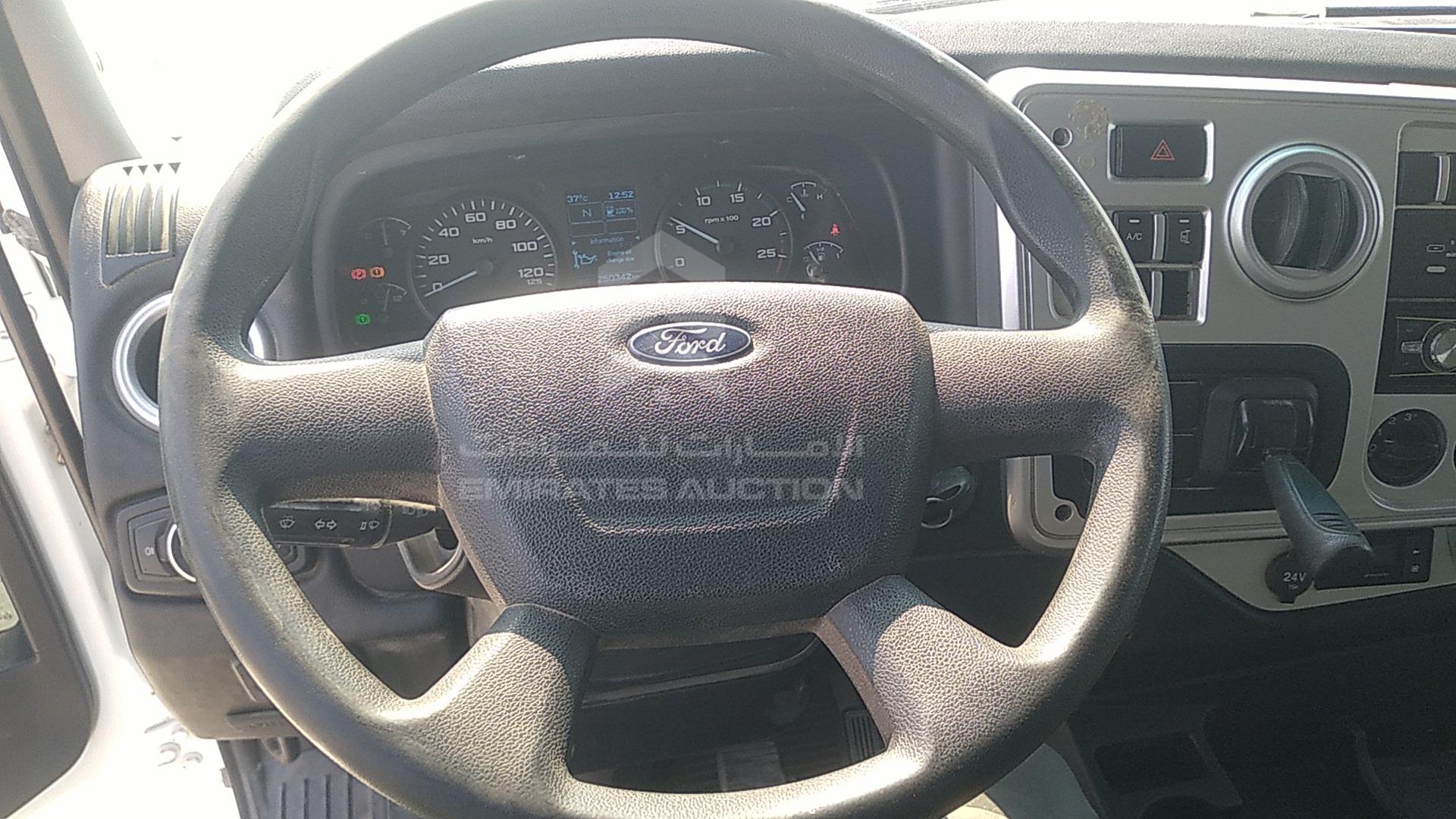 2020 FORD --- VIN: NM0FLPGR5LPP90693