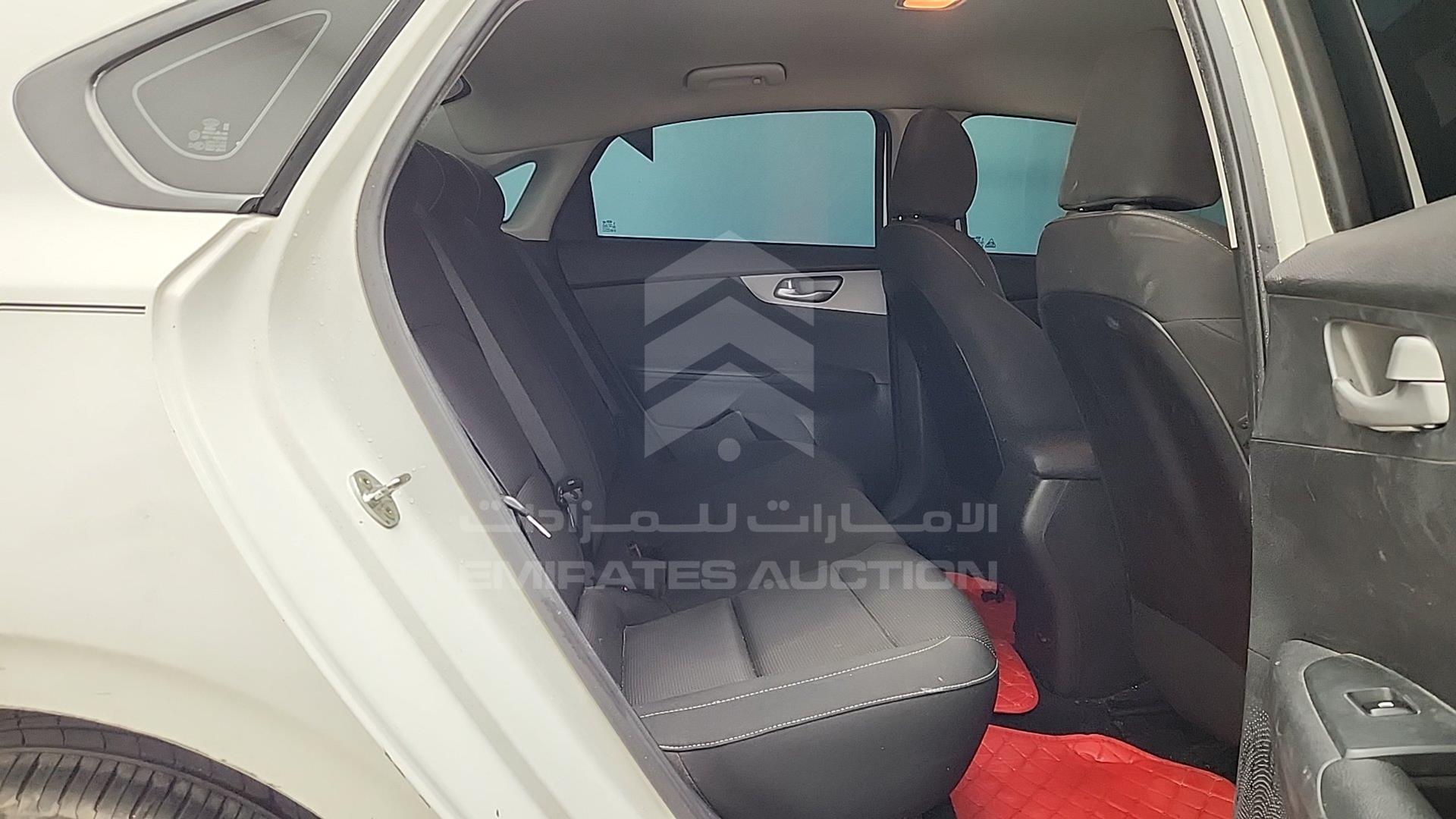 2019 KIA FORTE VIN: 3KPF24AD2KE005885
