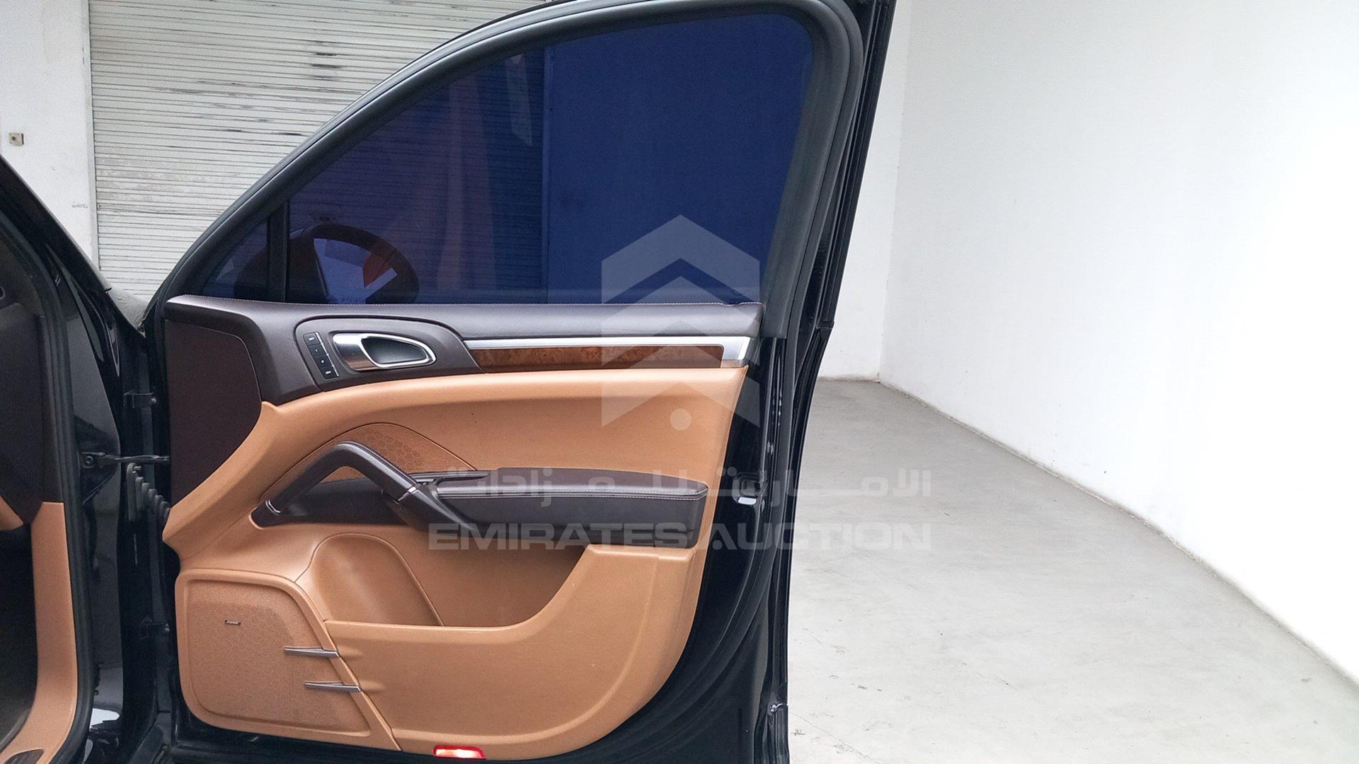 2012 PORSCHE CAYENNE VIN: WP1ZZZ92ZCLA41059